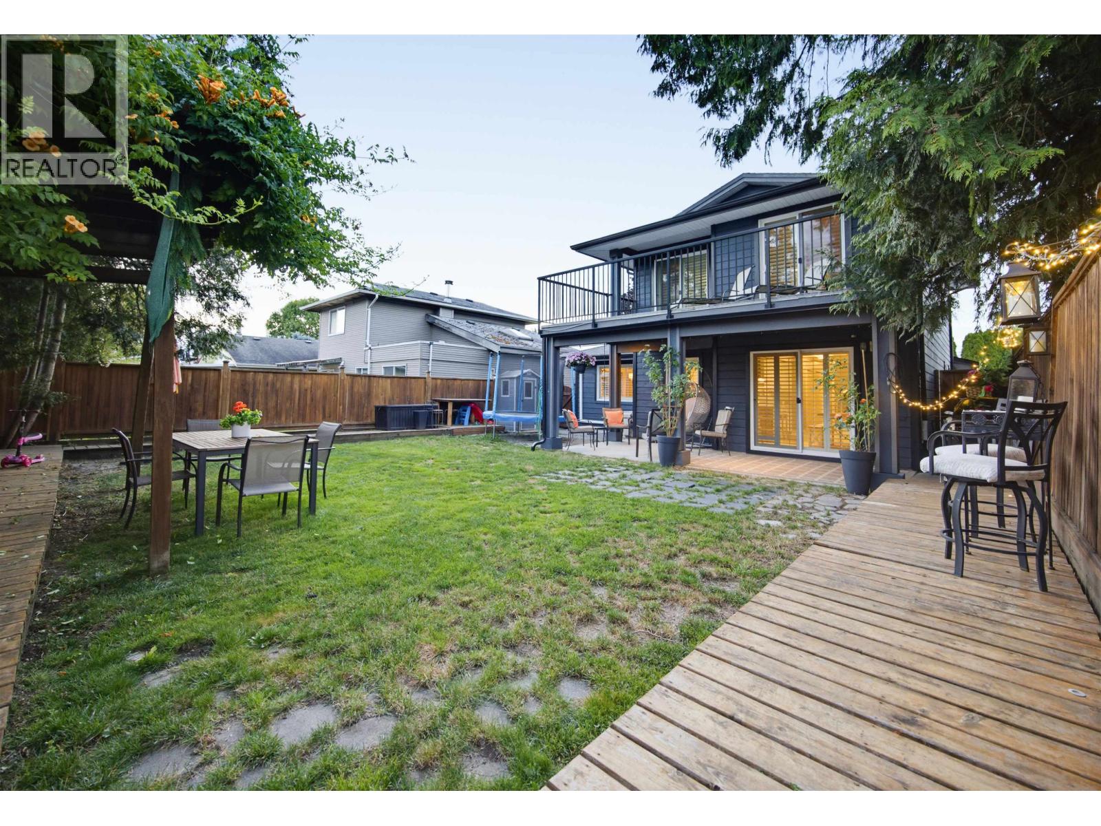 19026 117b Avenue, Pitt Meadows, British Columbia  V3Y 1Y1 - Photo 35 - R3143217