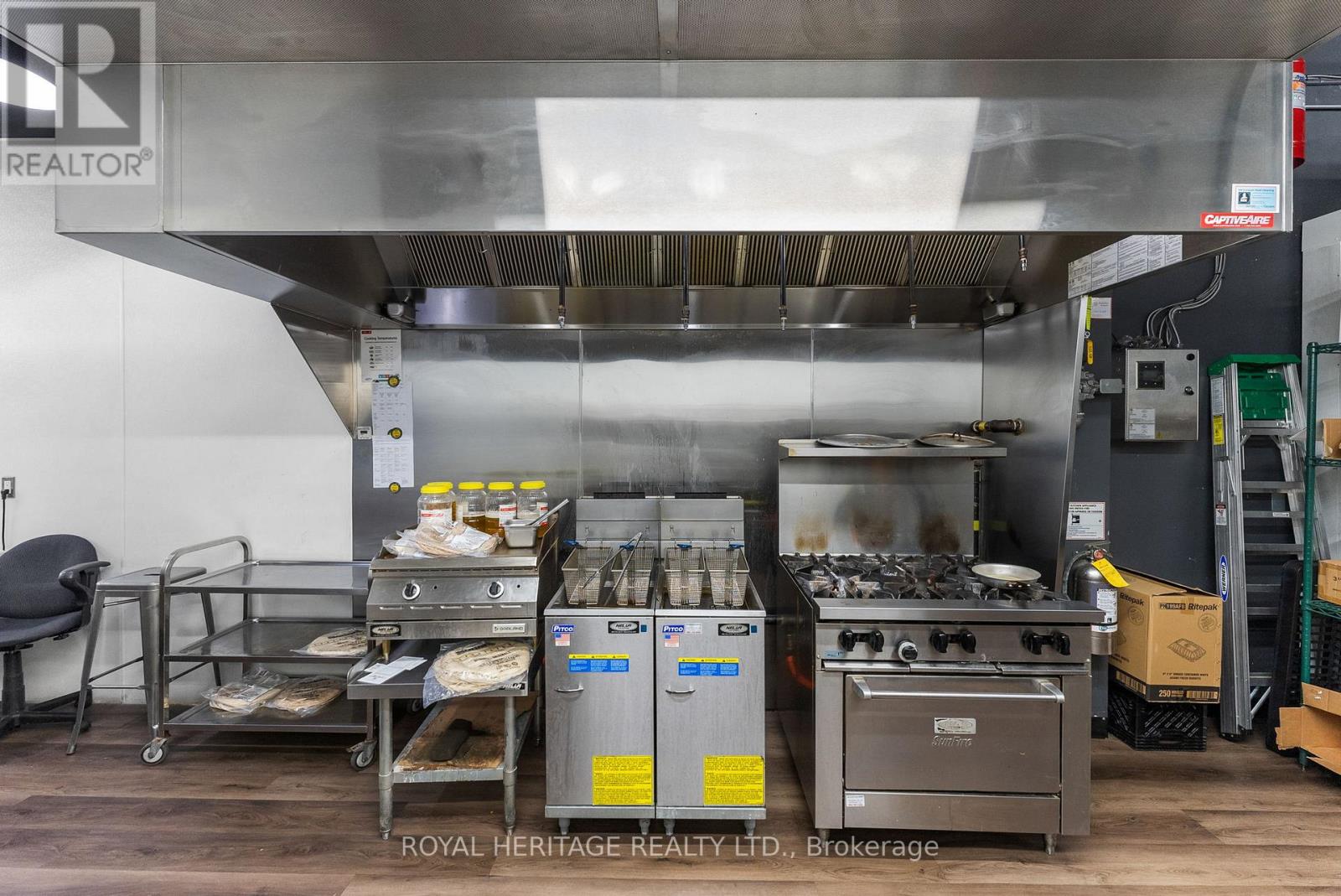 D3 - 2501 Third Line, Oakville, Ontario  L6M 5A9 - Photo 11 - W13102536
