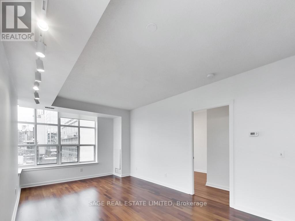 910 - 438 Richmond Street W, Toronto, Ontario  M5V 3S6 - Photo 2 - C13560948