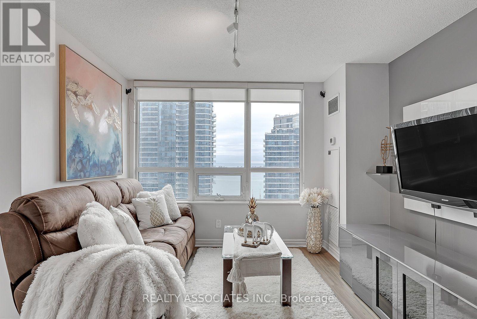 2710 - 19 Grand Trunk Crescent, Toronto, Ontario  M5J 3A3 - Photo 10 - C13560982