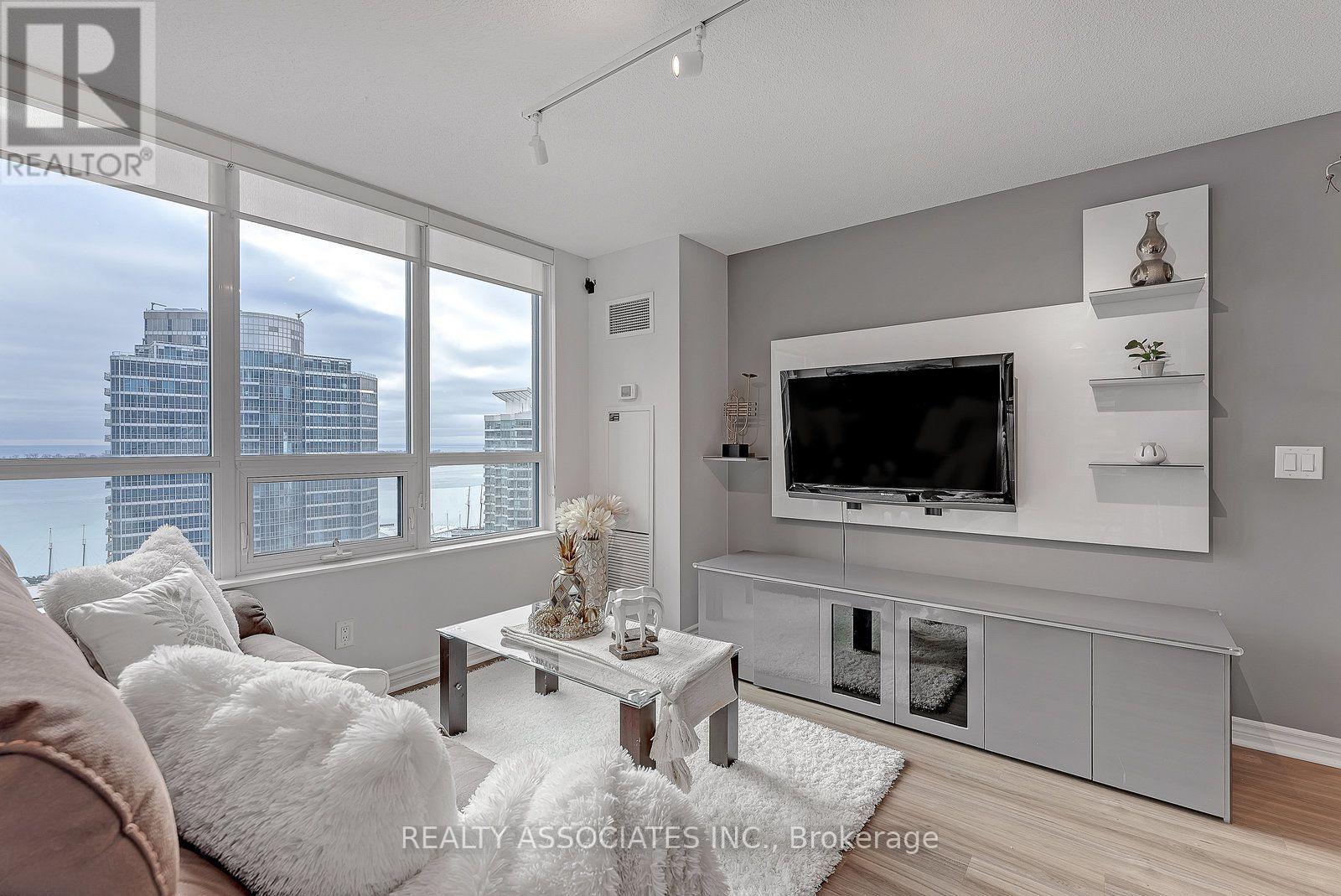 2710 - 19 Grand Trunk Crescent, Toronto, Ontario  M5J 3A3 - Photo 11 - C13560982