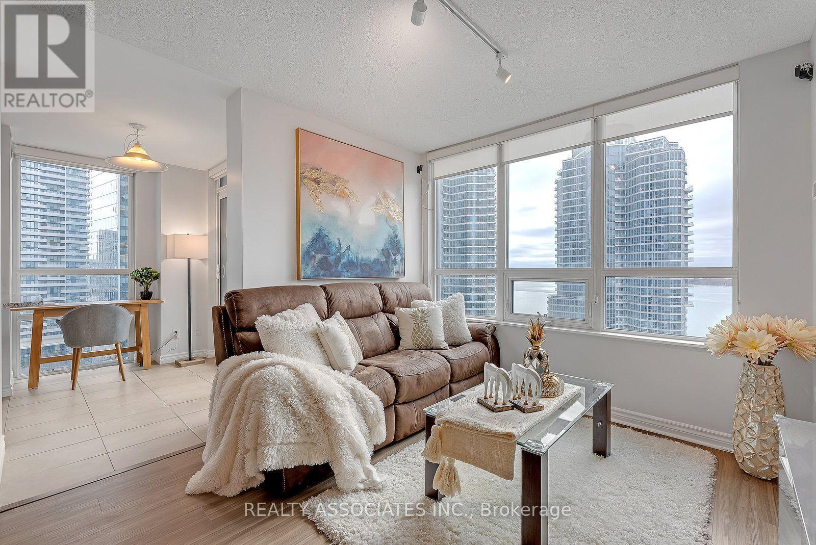 2710 - 19 Grand Trunk Crescent, Toronto, Ontario  M5J 3A3 - Photo 9 - C13560982