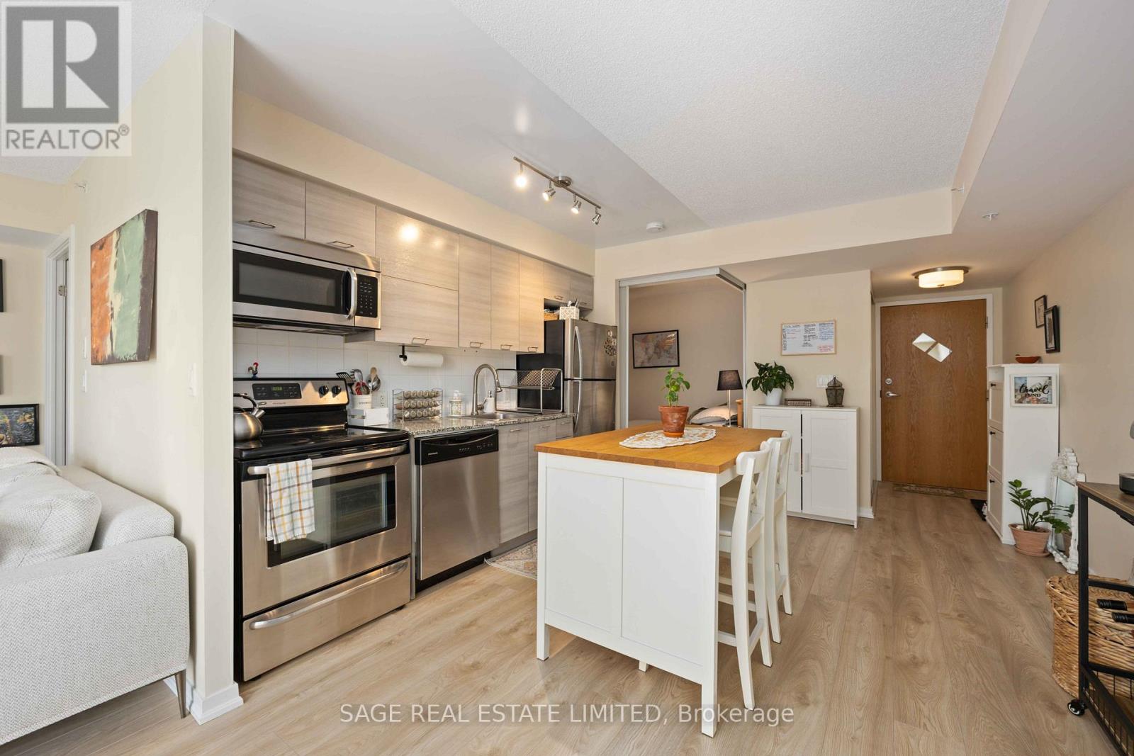 1305 - 20 Joe Shuster Way, Toronto, Ontario  M6K 0A3 - Photo 17 - C13560986