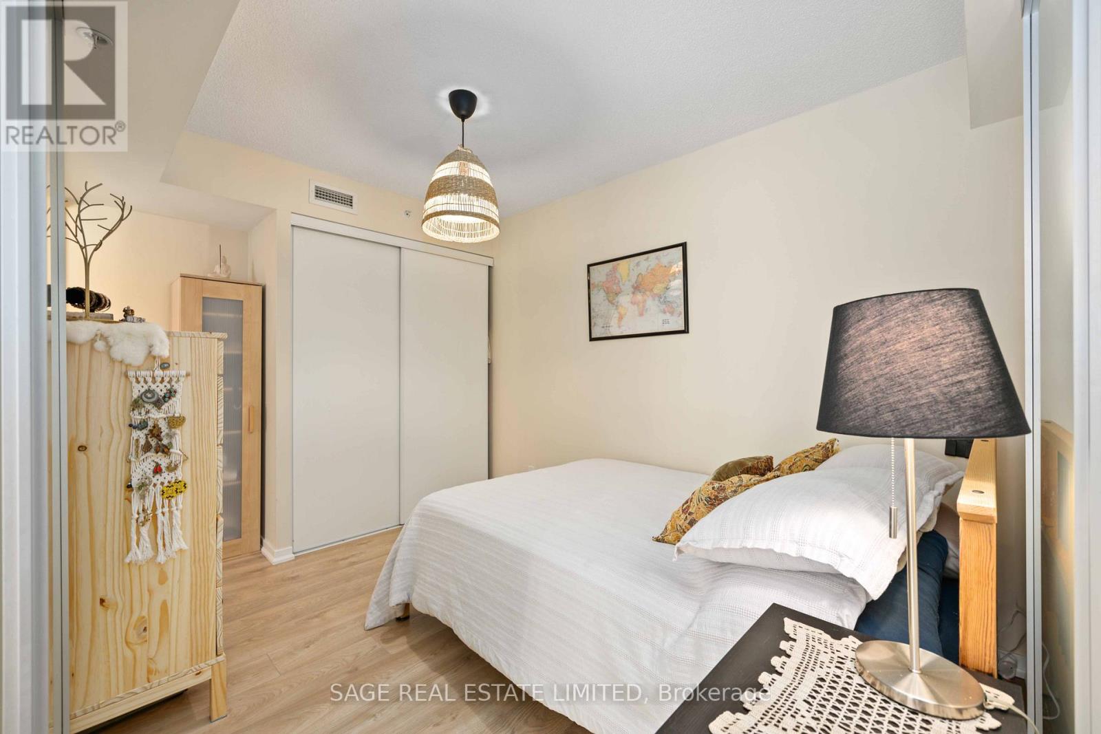 1305 - 20 Joe Shuster Way, Toronto, Ontario  M6K 0A3 - Photo 20 - C13560986
