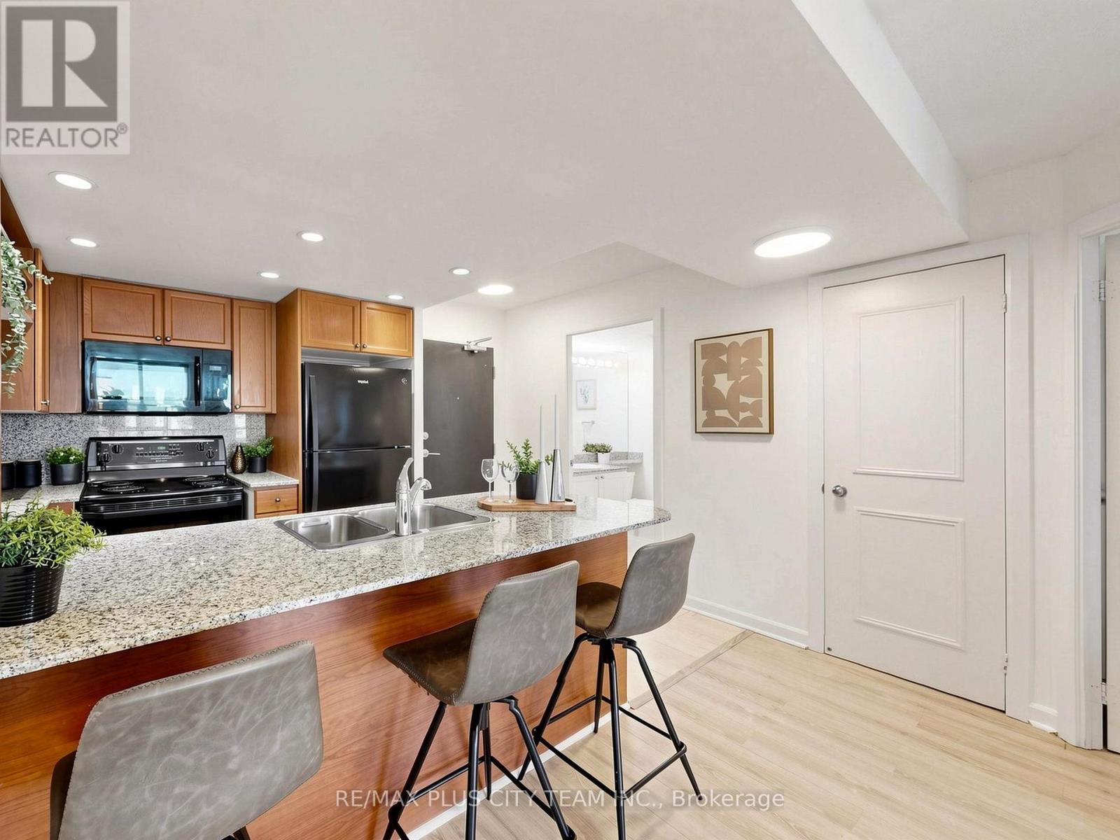 2006 - 8 Park Road, Toronto, Ontario  M4W 3S5 - Photo 11 - C13561004