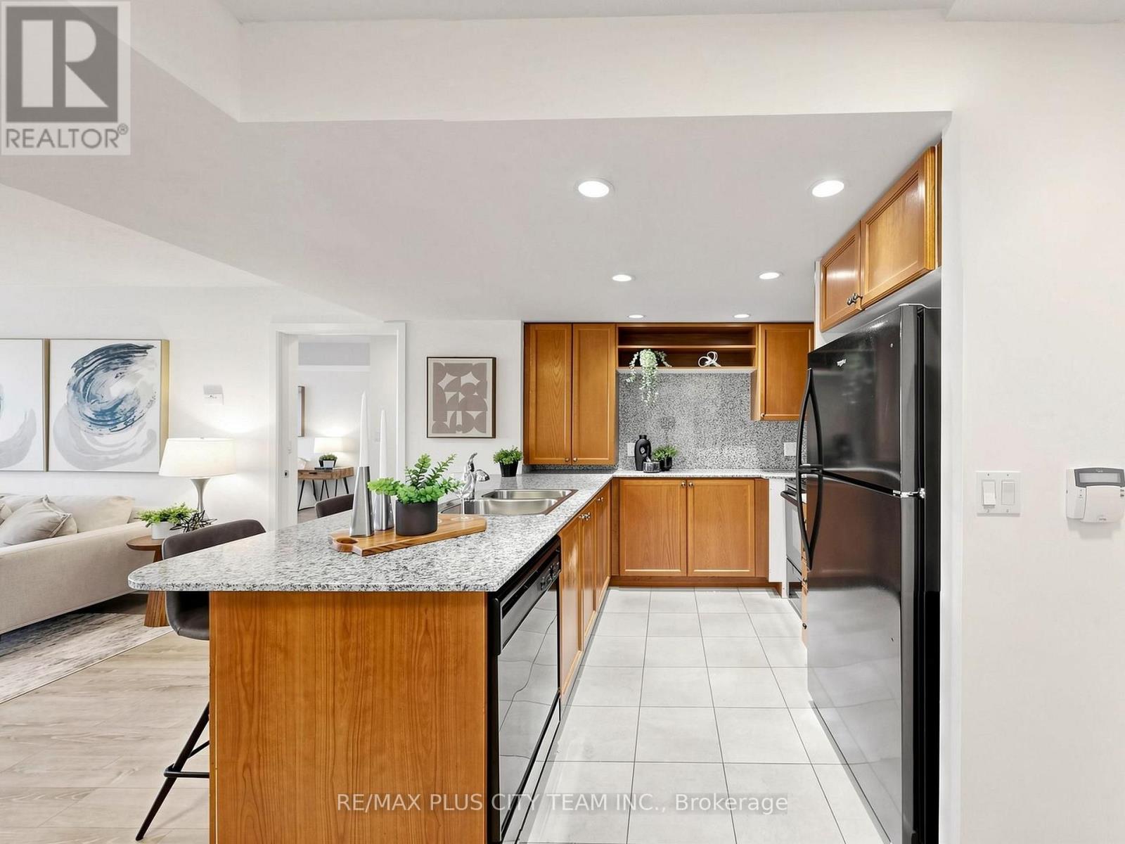 2006 - 8 Park Road, Toronto, Ontario  M4W 3S5 - Photo 12 - C13561004