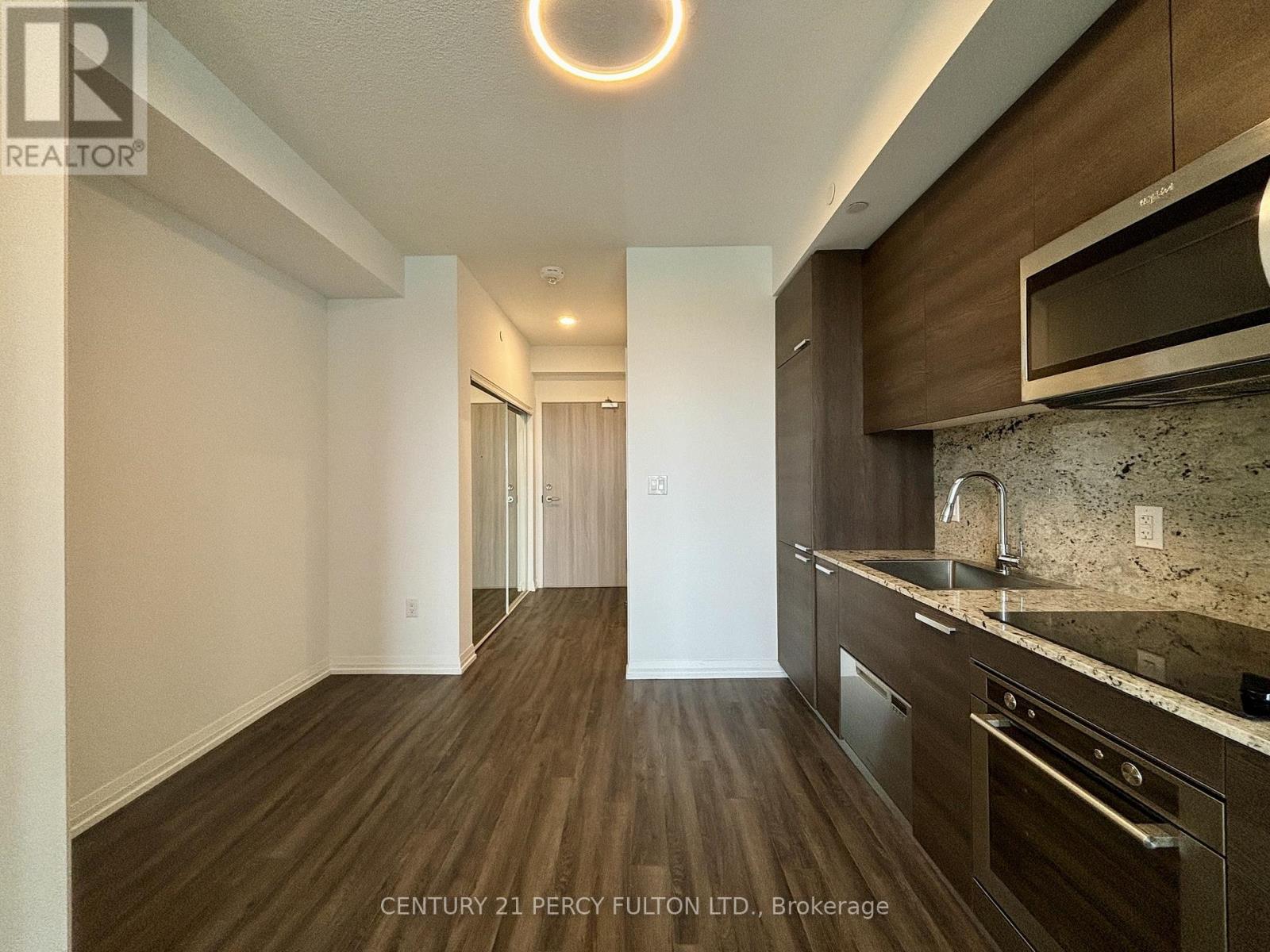 1609 - 75 Canterbury Place, Toronto, Ontario  M2N 0L2 - Photo 2 - C13561044