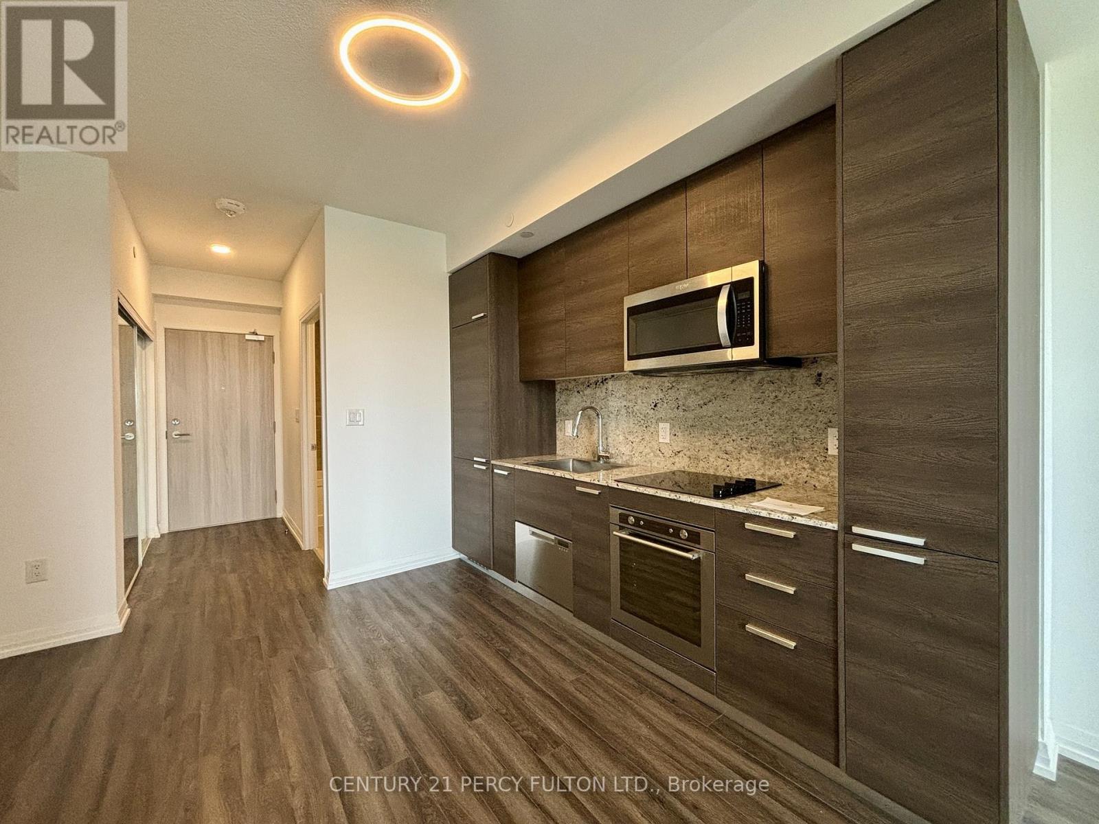 1609 - 75 Canterbury Place, Toronto, Ontario  M2N 0L2 - Photo 3 - C13561044