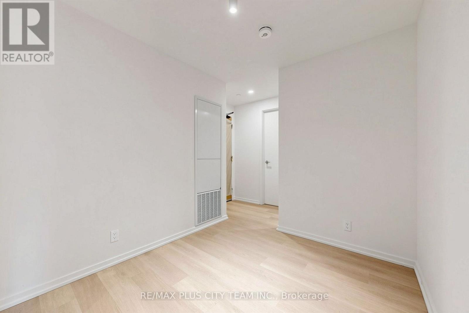 506 - 109 Erskine Avenue, Toronto, Ontario  M4P 0G6 - Photo 12 - C13561100