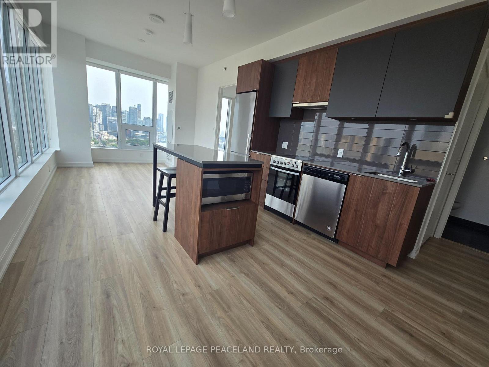 2308 - 203 College Street, Toronto, Ontario  M5T 1P9 - Photo 2 - C13561116