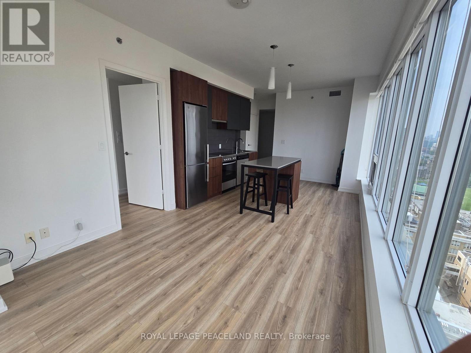 2308 - 203 College Street, Toronto, Ontario  M5T 1P9 - Photo 3 - C13561116
