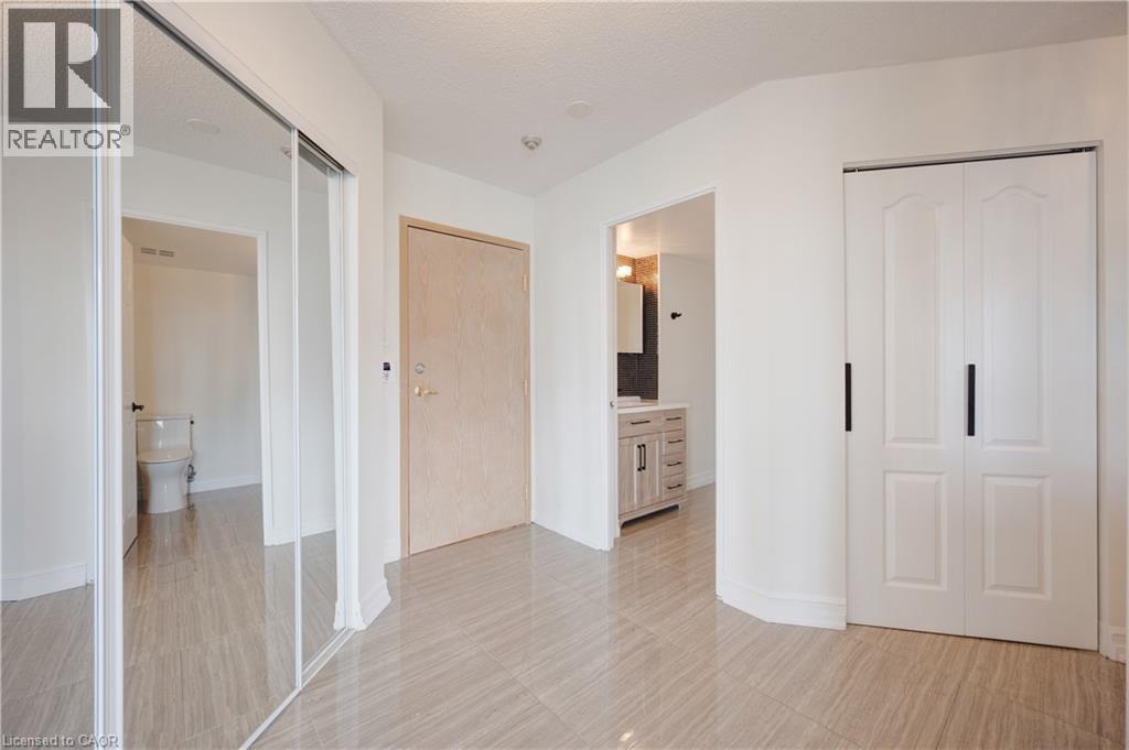 55 Elm Drive W Unit# 2204, Mississauga, Ontario  L5B 3Z3 - Photo 8 - 40847772