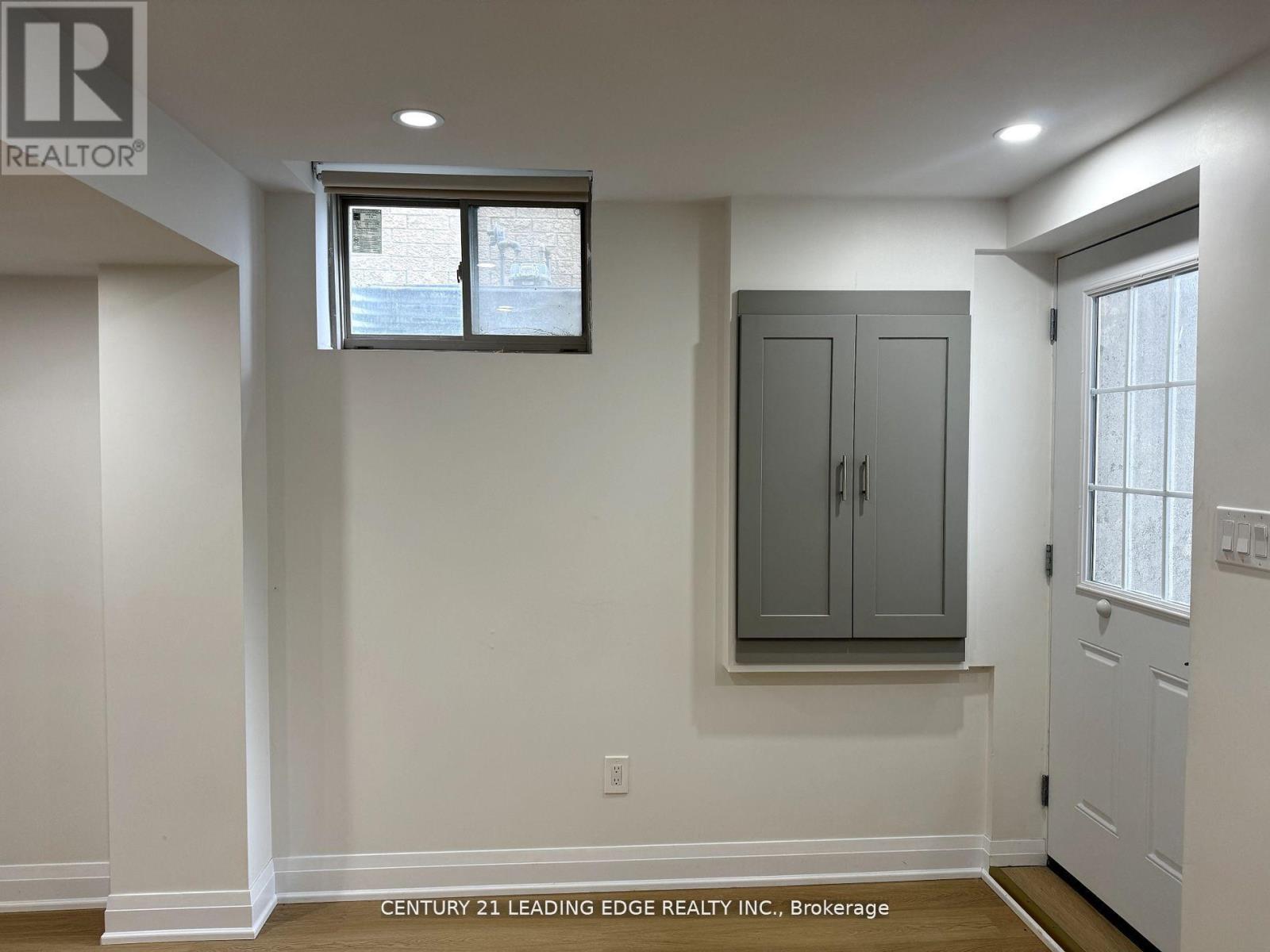 Lower - 149 Hurst Drive, Ajax, Ontario  L1T 0N9 - Photo 9 - E13561072