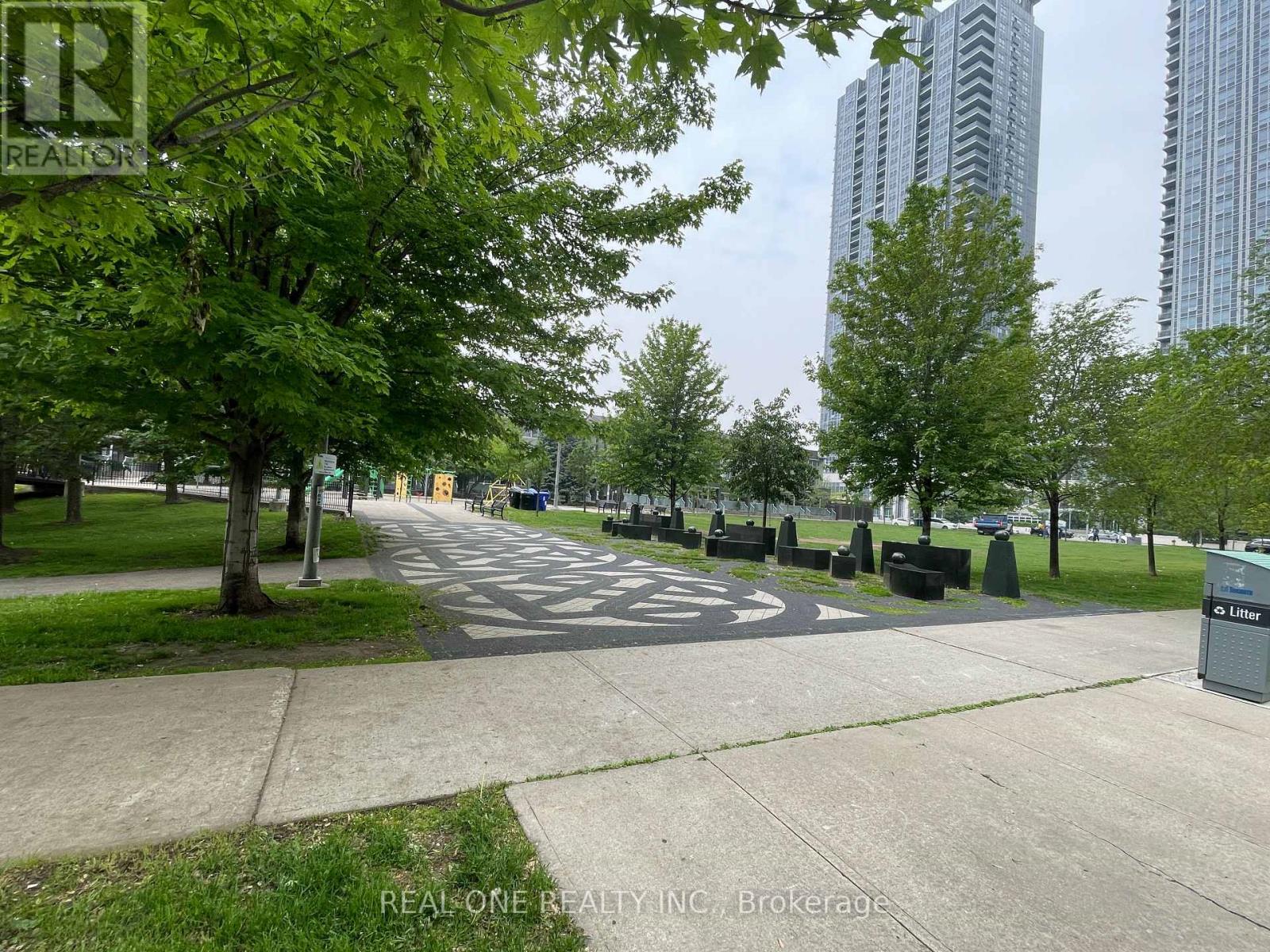 1912 - 181 Village Green Square, Toronto, Ontario M1S 0K6 - Photo 3 - E13561106