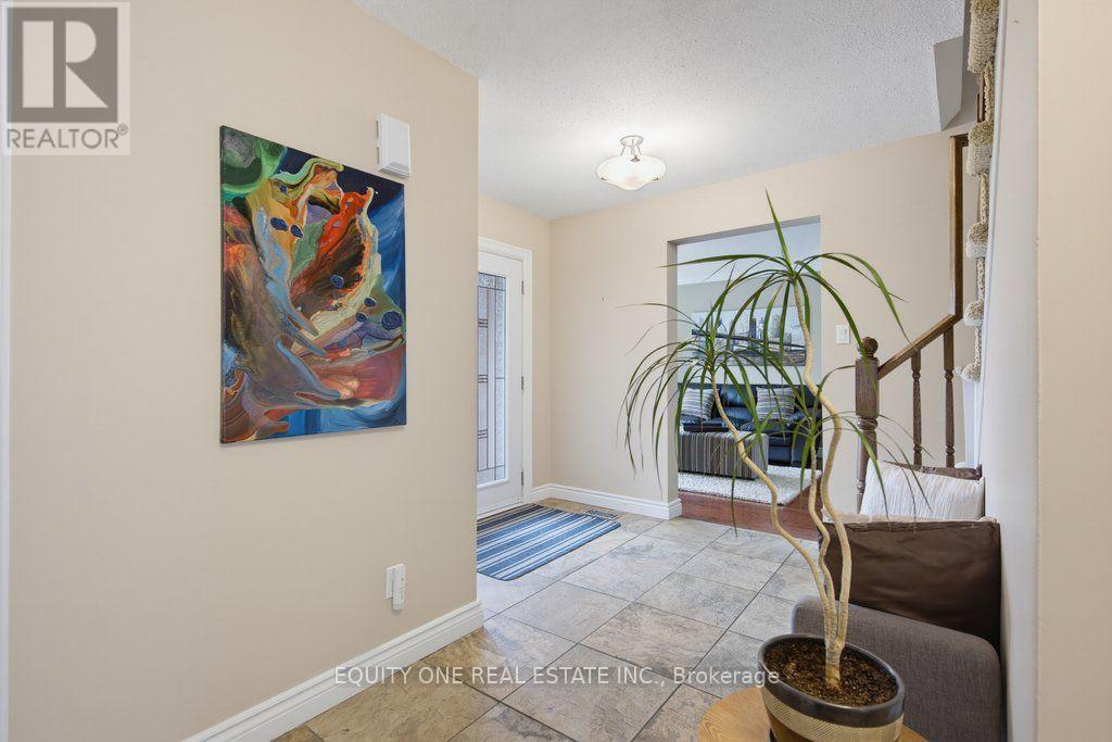 1315 Prestone Drive, Ottawa, Ontario  K1E 2Z2 - Photo 7 - X13561122