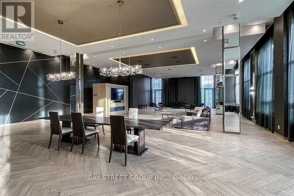 222 - 28 UPTOWN DRIVE, Markham (Unionville)