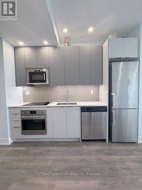 1706 - 2916 Highway 7 Road, Vaughan (Concord), Ontario  L4K 0K6 - Photo 3 - N13561066