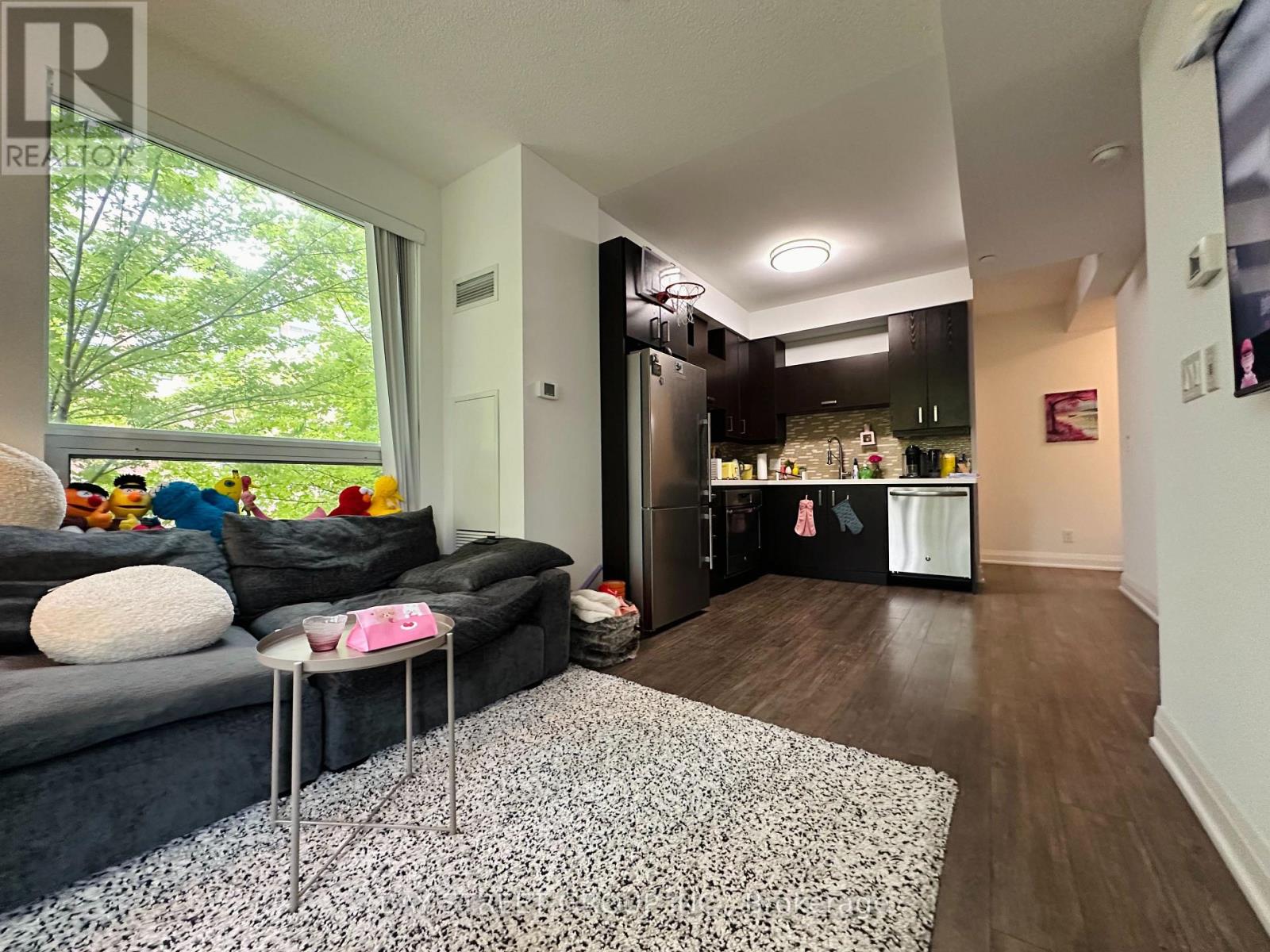 222 - 28 Uptown Drive, Markham (Unionville), Ontario  L3R 5M8 - Photo 3 - N13561136