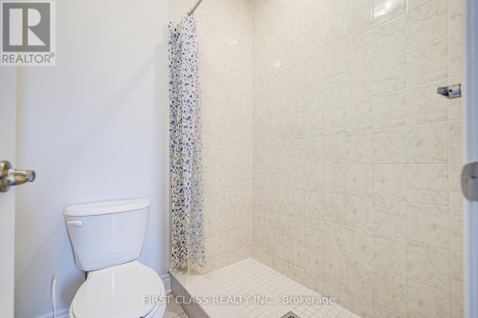 8 Nigh Drive, Markham, Ontario  L3S 0G4 - Photo 24 - N13561156