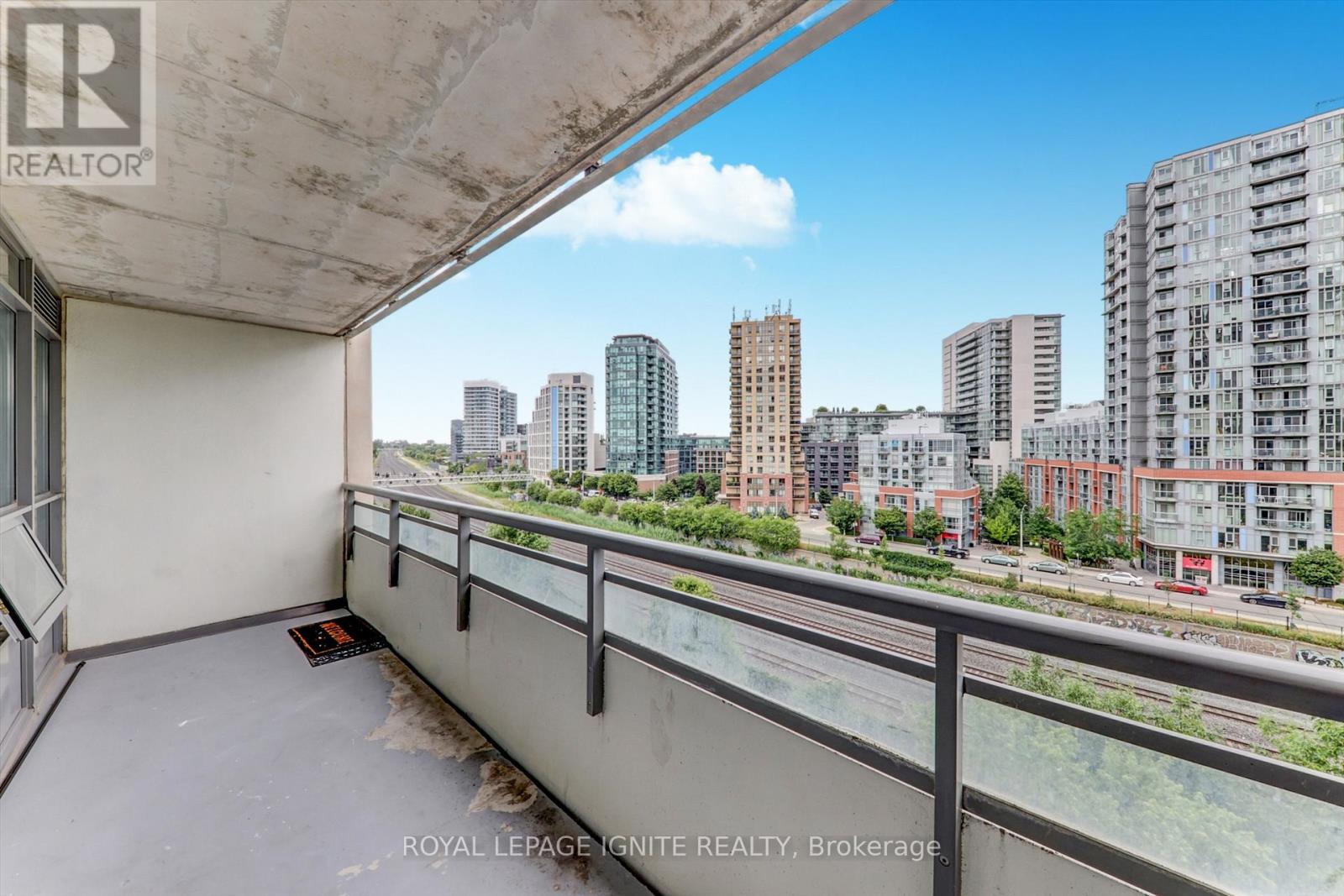 722 - 38 Joe Shuster Way, Toronto, Ontario  M6K 0A5 - Photo 21 - W13560950