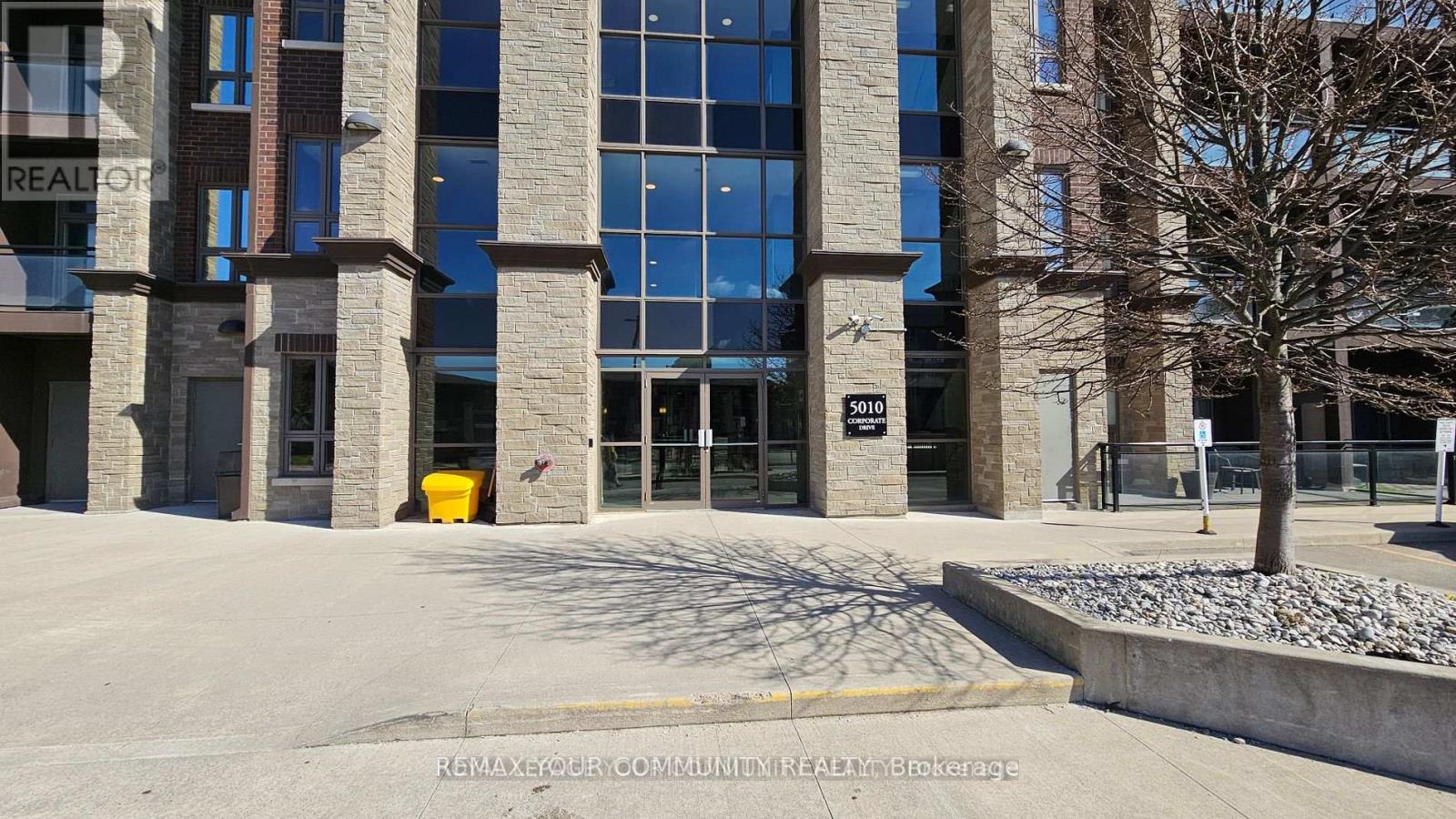 208 - 5010 CORPORATE DRIVE