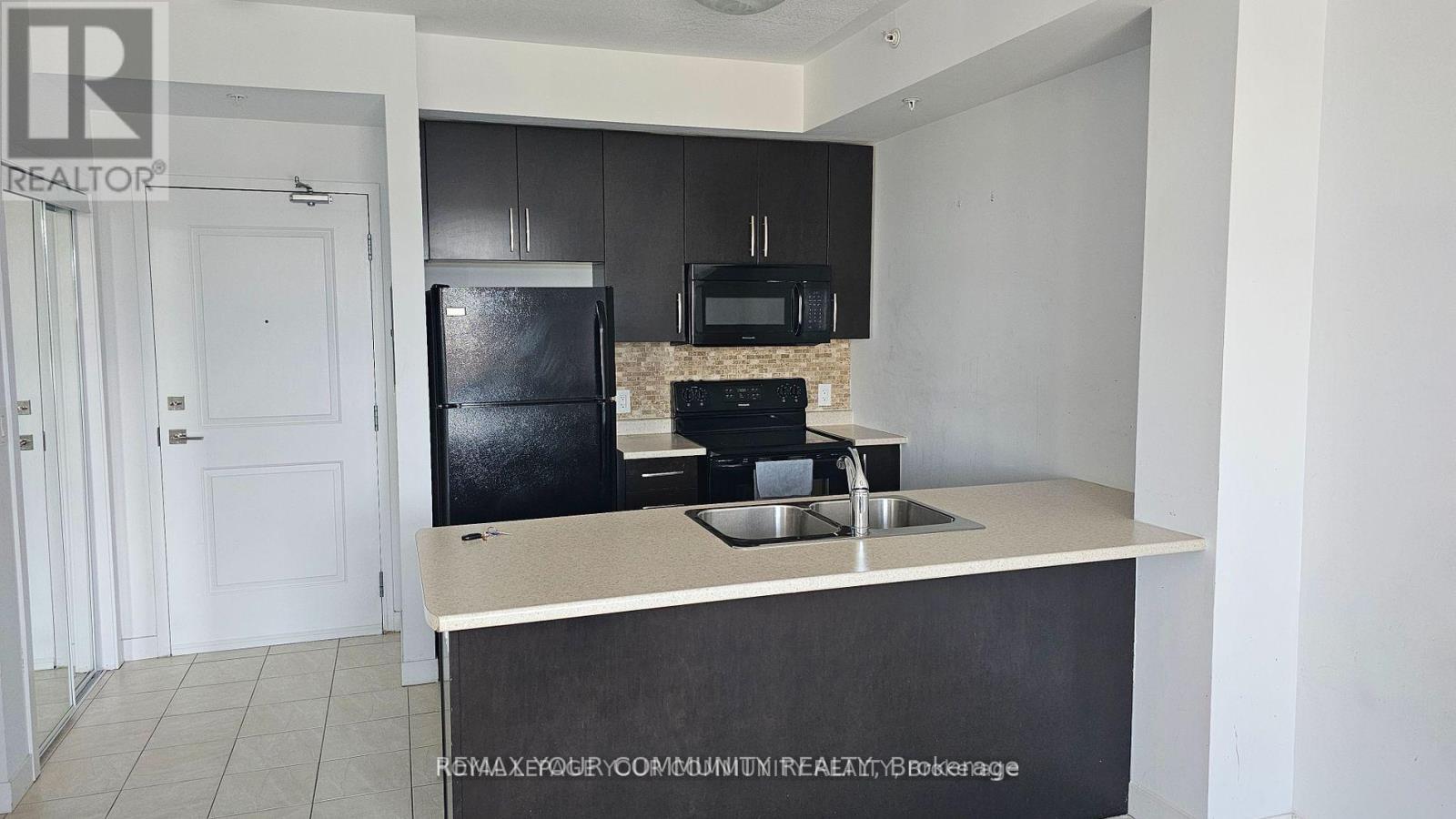 208 - 5010 Corporate Drive, Burlington, Ontario  L7L 0H6 - Photo 4 - W13561076