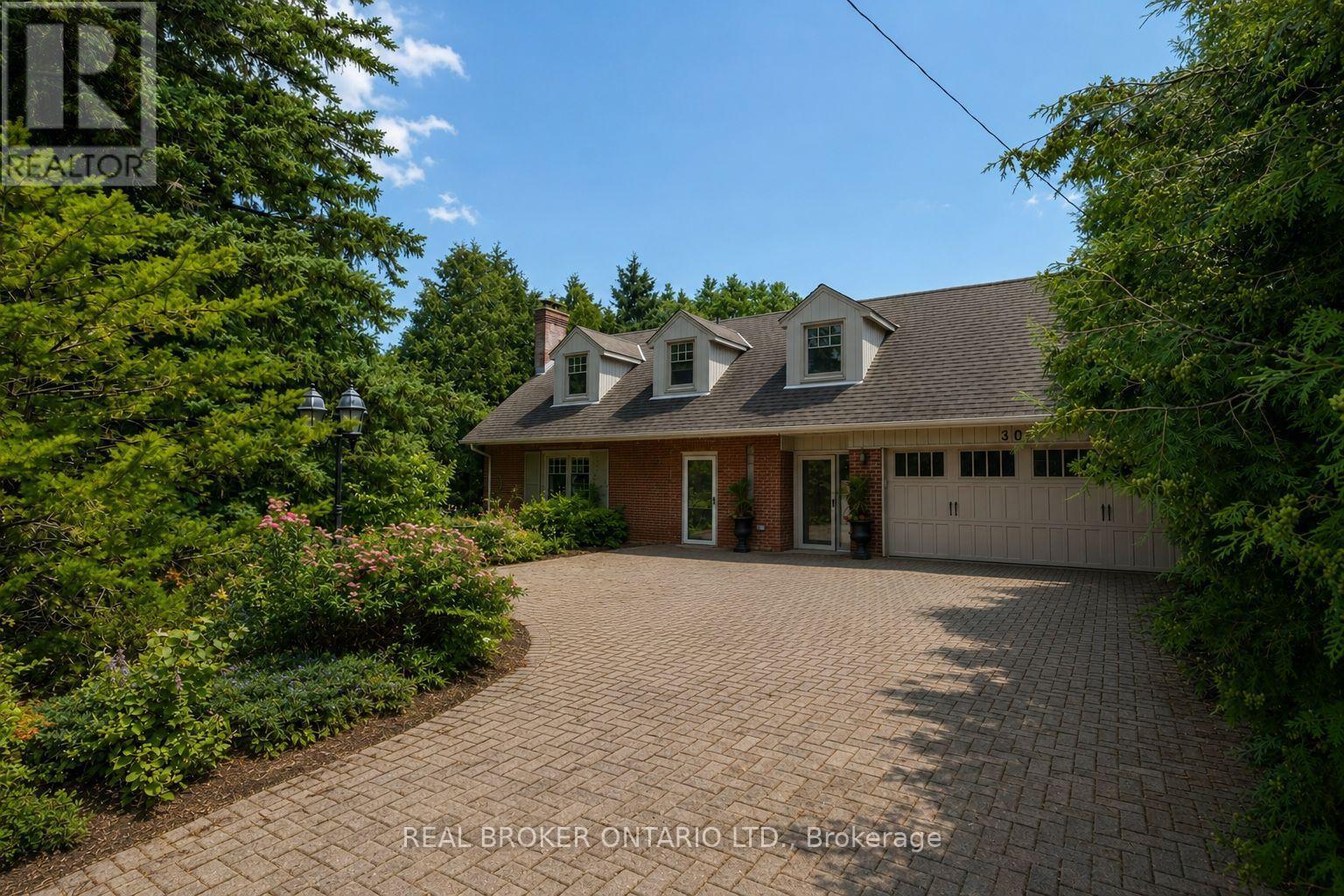 302 BURNHAMTHORPE ROAD, Toronto (Islington-City Centre West)