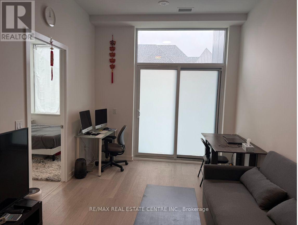 111 - 2501 Saw Whet Boulevard E, Oakville, Ontario L6M 5N2 - Photo 4 - W13561146