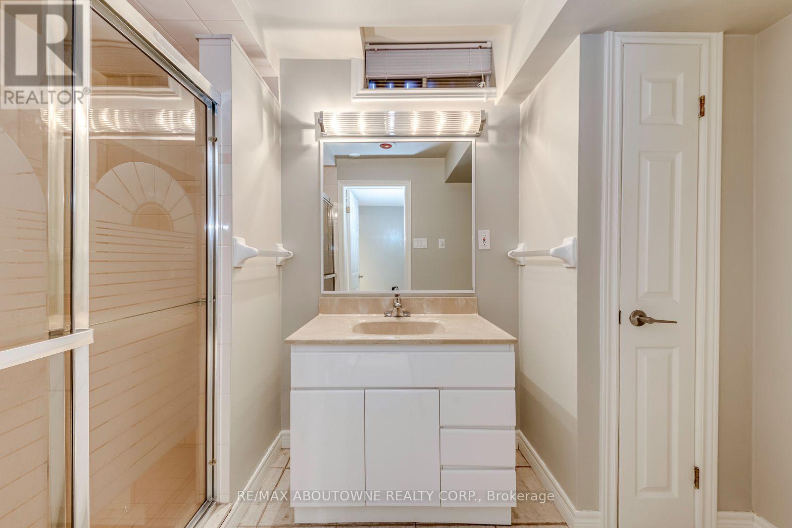 1124 Notley Crescent, Oakville, Ontario L6M 1H4 - Photo 42 - W13561188