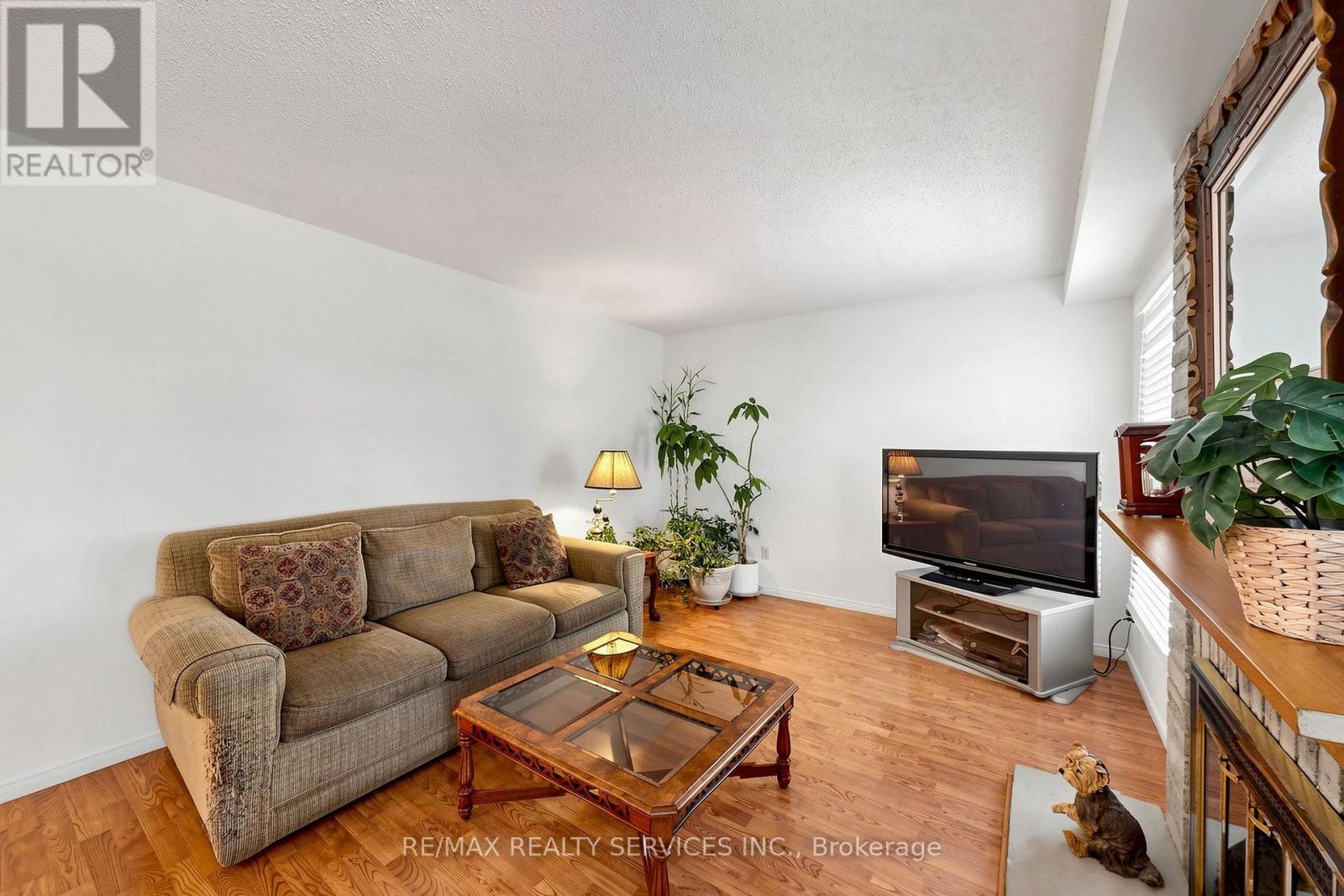 34 Granby Court, Brampton, Ontario  L6S 5K1 - Photo 11 - W13561190