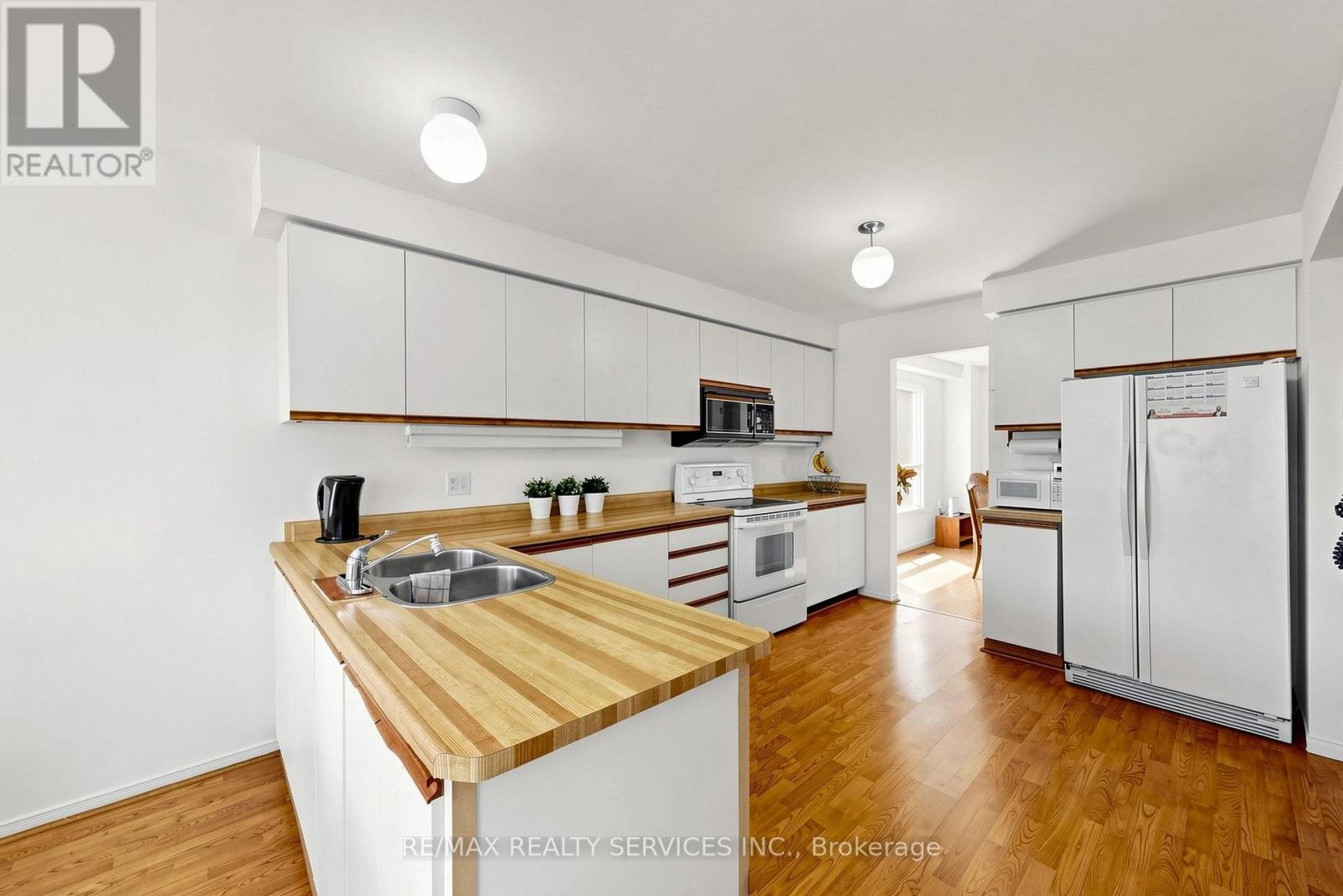 34 Granby Court, Brampton, Ontario  L6S 5K1 - Photo 13 - W13561190
