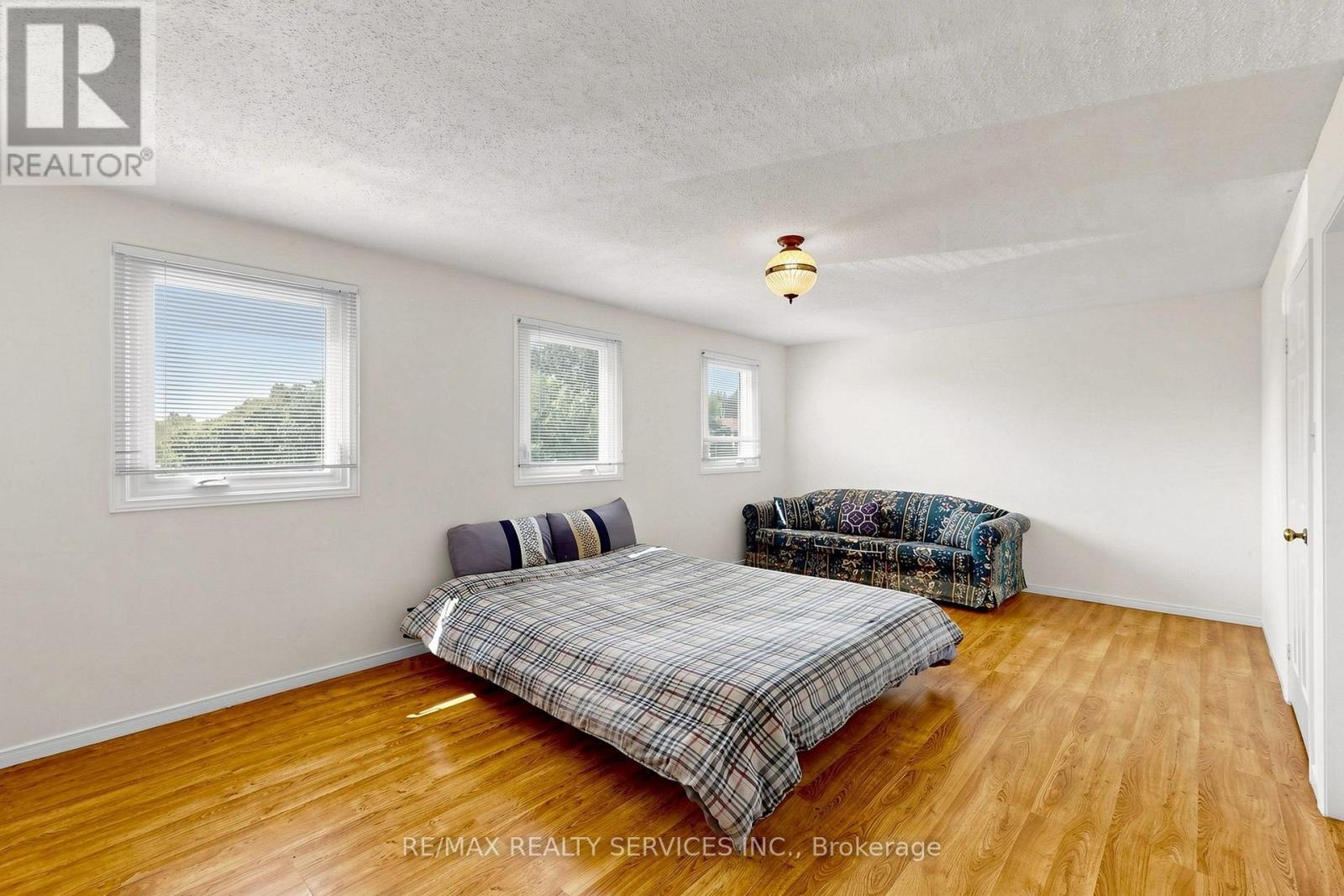 34 Granby Court, Brampton, Ontario  L6S 5K1 - Photo 27 - W13561190