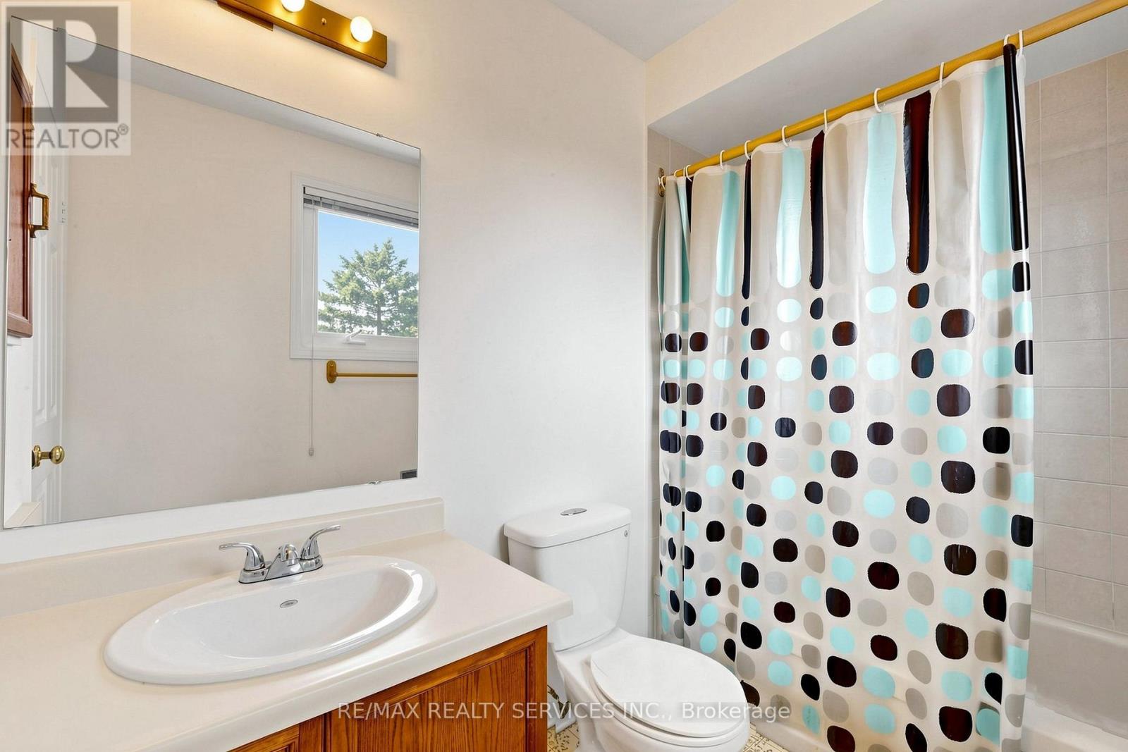 34 Granby Court, Brampton, Ontario  L6S 5K1 - Photo 28 - W13561190