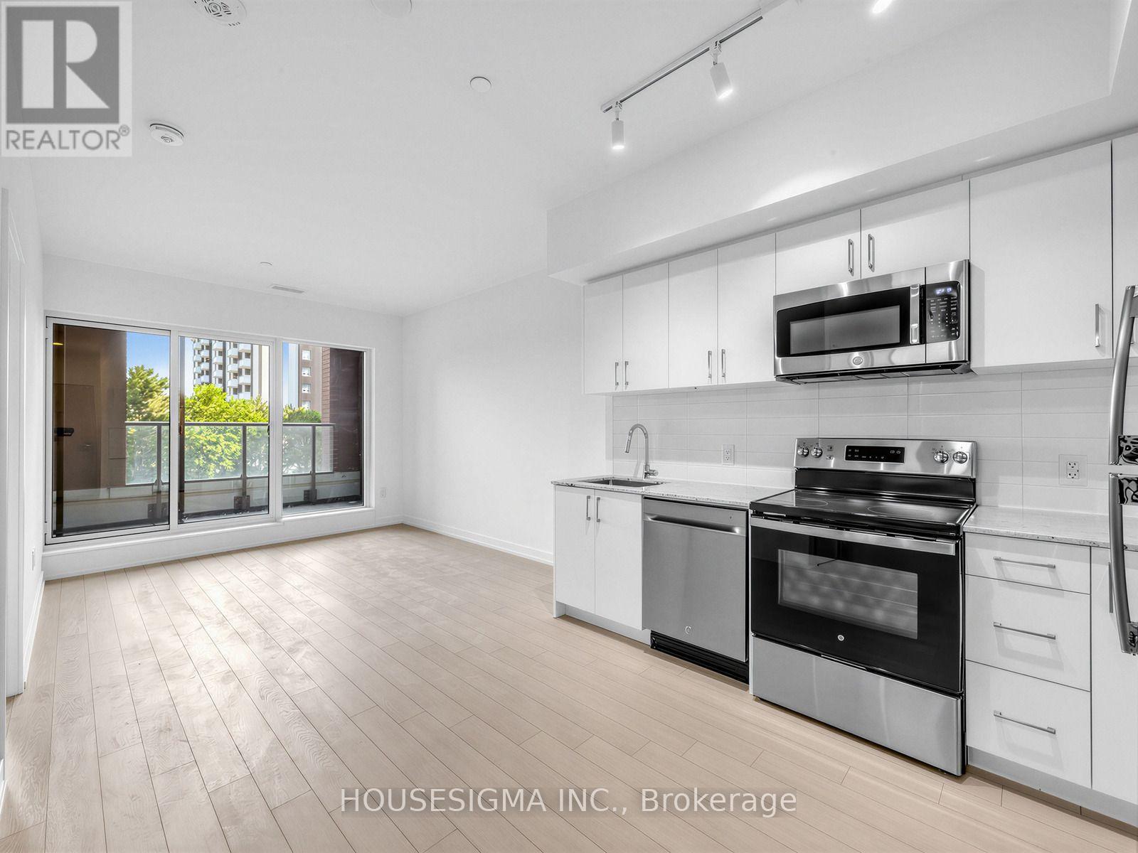 407 - 4010 Eglinton Avenue W, Toronto, Ontario  M9A 0G5 - Photo 2 - W13472684