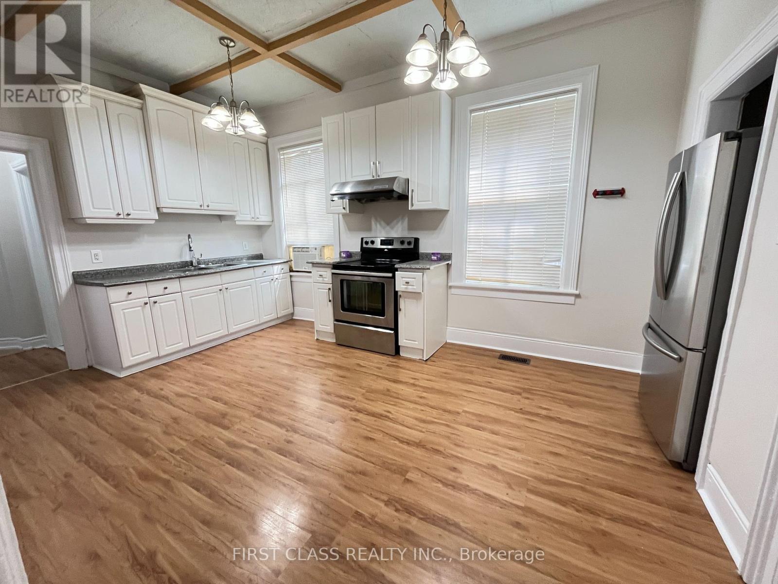 432 Charlotte Street, London East, Ontario  N5W 4A4 - Photo 4 - X13561062