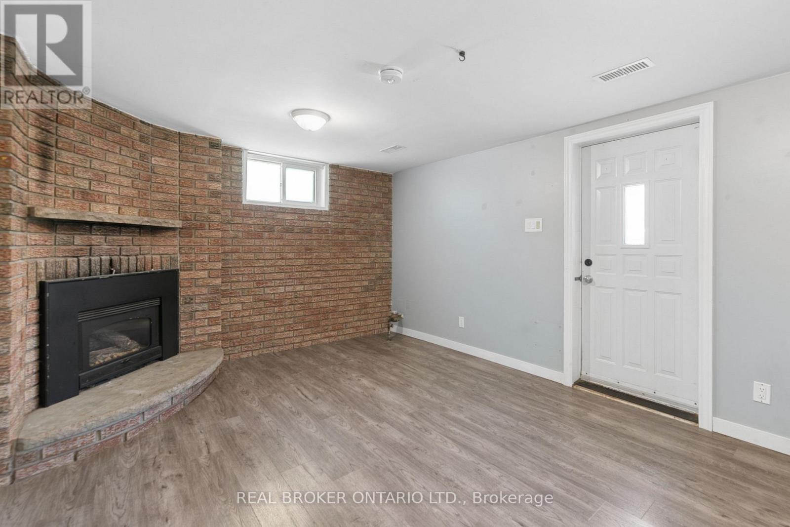 74 Helene Crescent, Waterloo, Ontario  N2L 5E5 - Photo 18 - X13561254