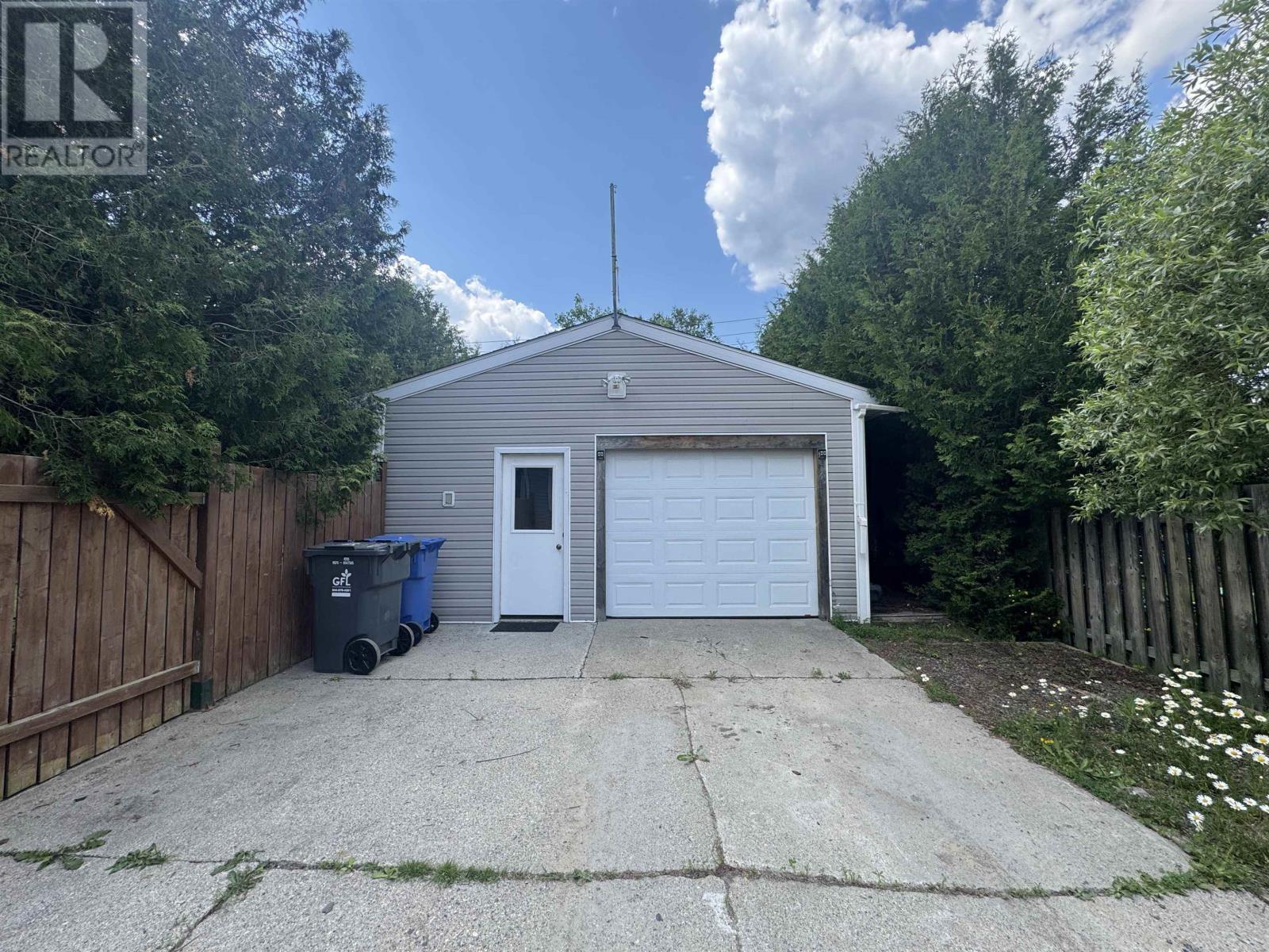 4 Adjala Ave, Manitouwadge, Ontario  P0T 2C0 - Photo 46 - TB2601939