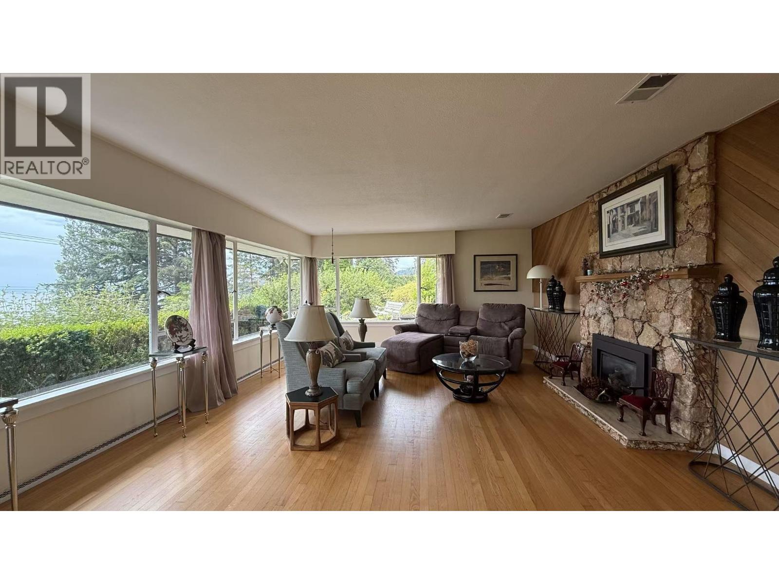 3863 Marine Drive, West Vancouver, British Columbia  V7V 1N3 - Photo 3 - R3145988