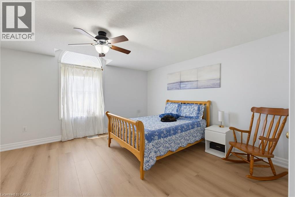 520 Mayflower Street, Waterloo, Ontario N2K 3Y7 - Photo 15 - 40846892