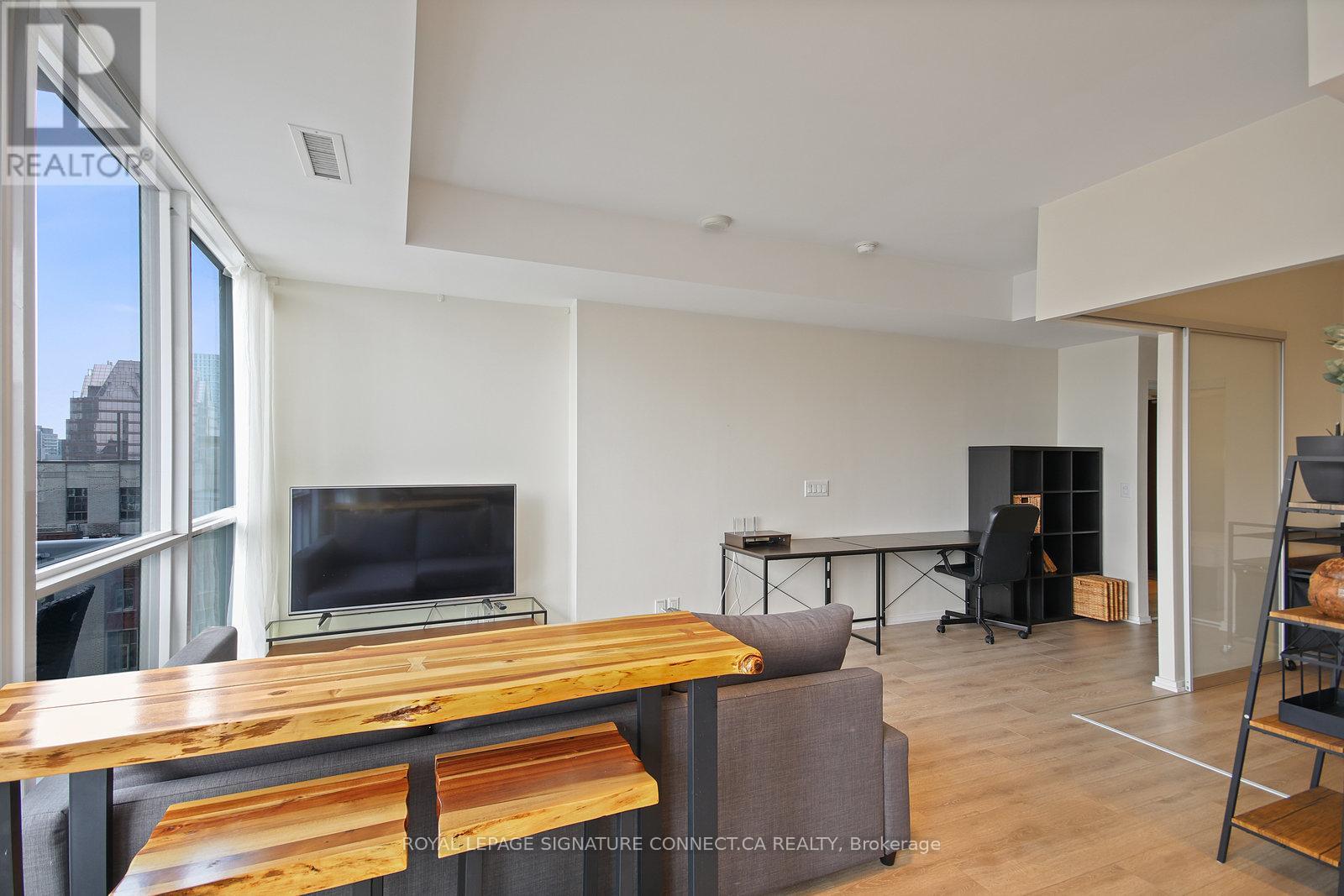 2602 - 70 Temperance Street, Toronto, Ontario  M5H 4E8 - Photo 10 - C13561264