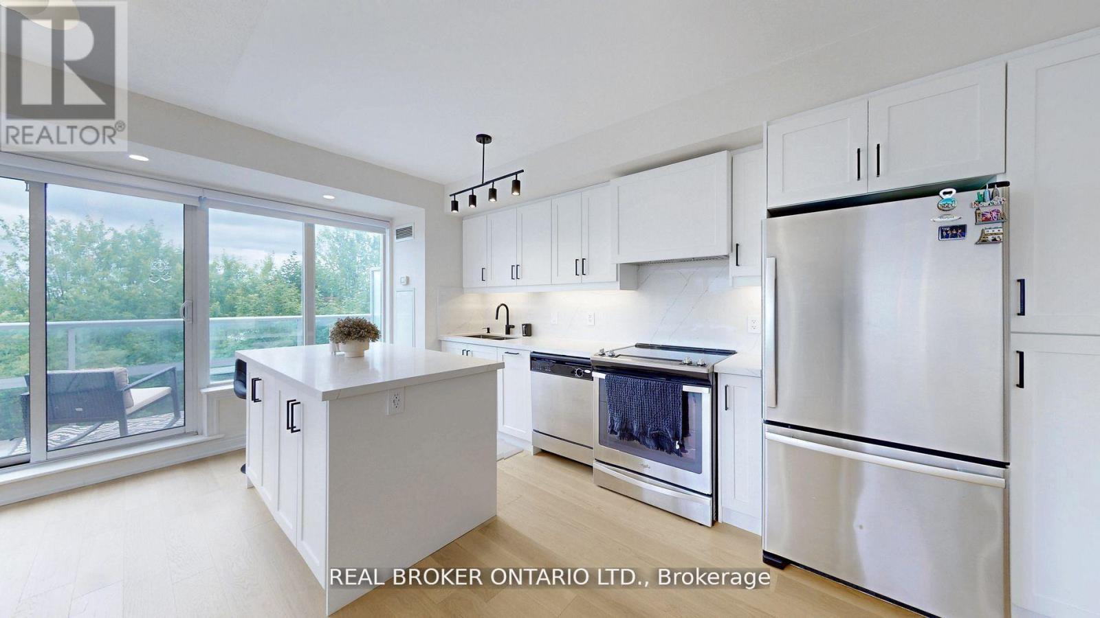 415 - 701 Sheppard Avenue W, Toronto, Ontario M3H 2S7 - Photo 5 - C13561380