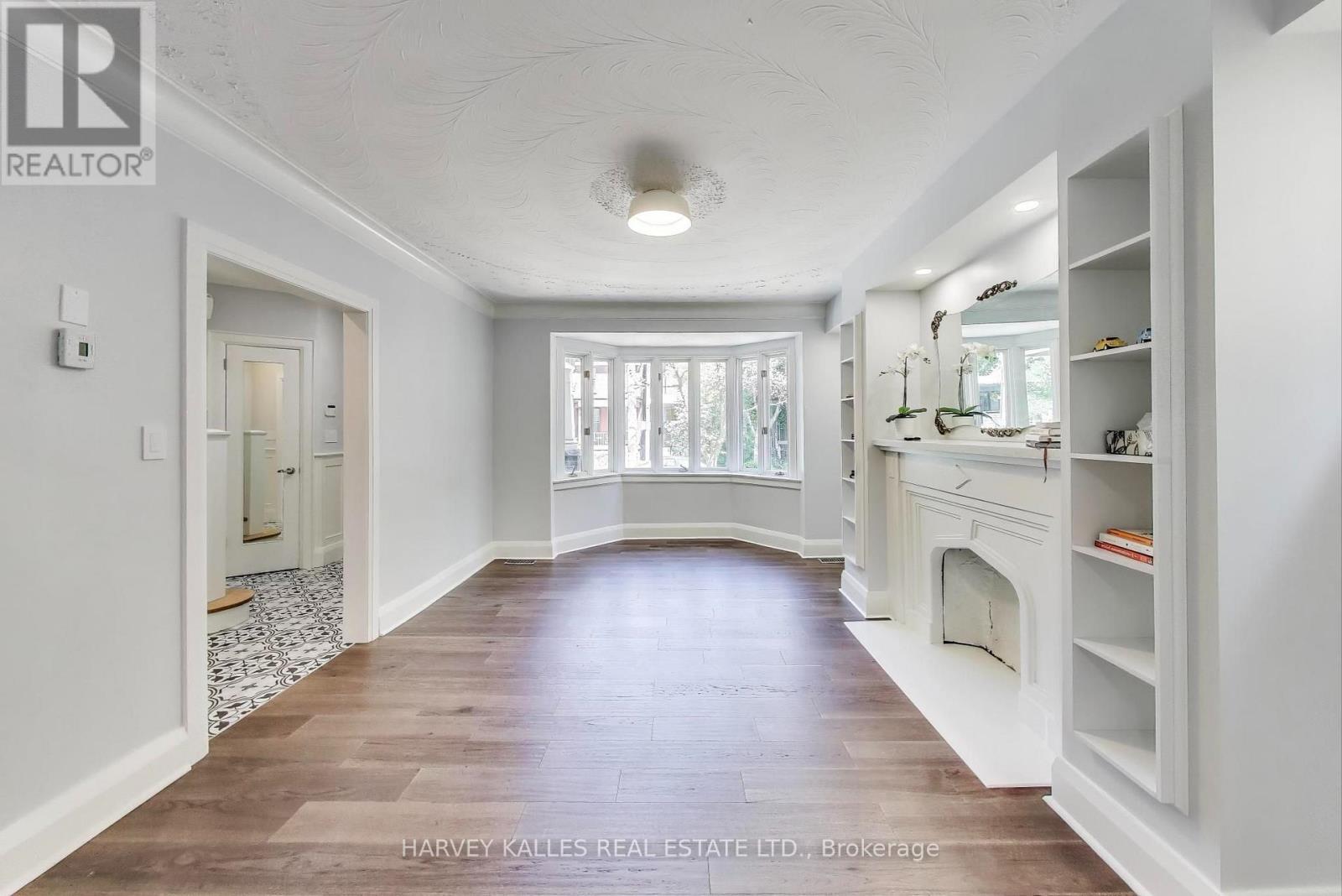 338 Markham Street, Toronto, Ontario  M6G 2K9 - Photo 4 - C13561398