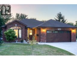113 BEACH COURT, Stoney Point, Ontario
