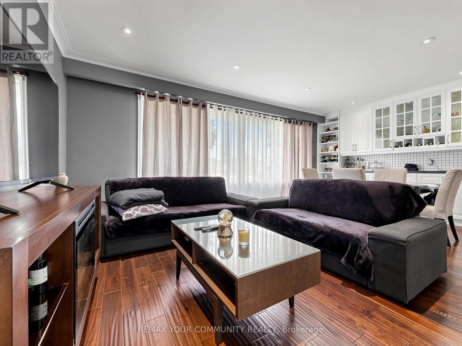 44 Lewiston Road, Toronto, Ontario  M1P 1X9 - Photo 7 - E13561304