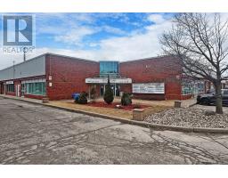 38 - 850 TAPSCOTT ROAD, Toronto, Ontario