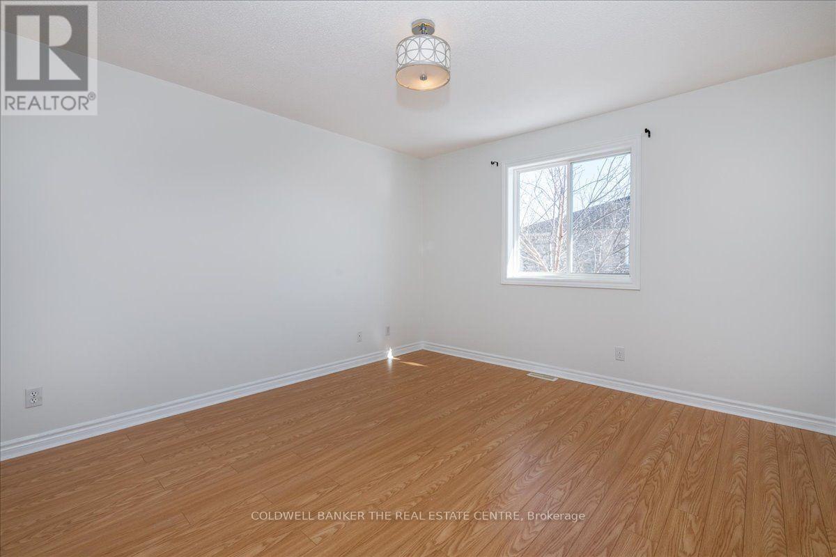 229 Sproule Drive, Barrie (Edgehill Drive), Ontario  L4N 0P4 - Photo 13 - S13561278