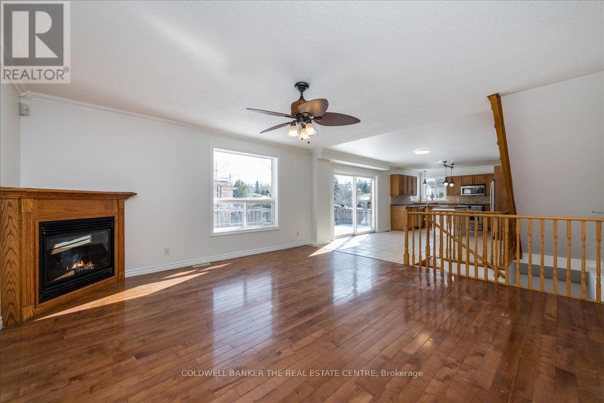 229 Sproule Drive, Barrie (Edgehill Drive), Ontario  L4N 0P4 - Photo 9 - S13561278