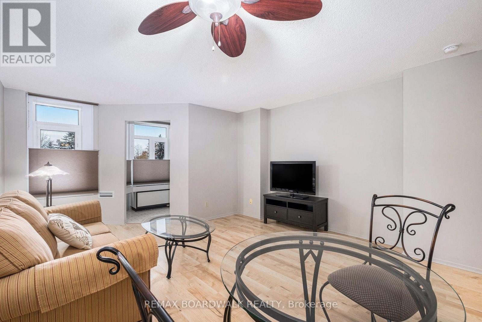 210 - 1025 Grenon Avenue, Ottawa, Ontario  K2B 8S5 - Photo 10 - X13561336