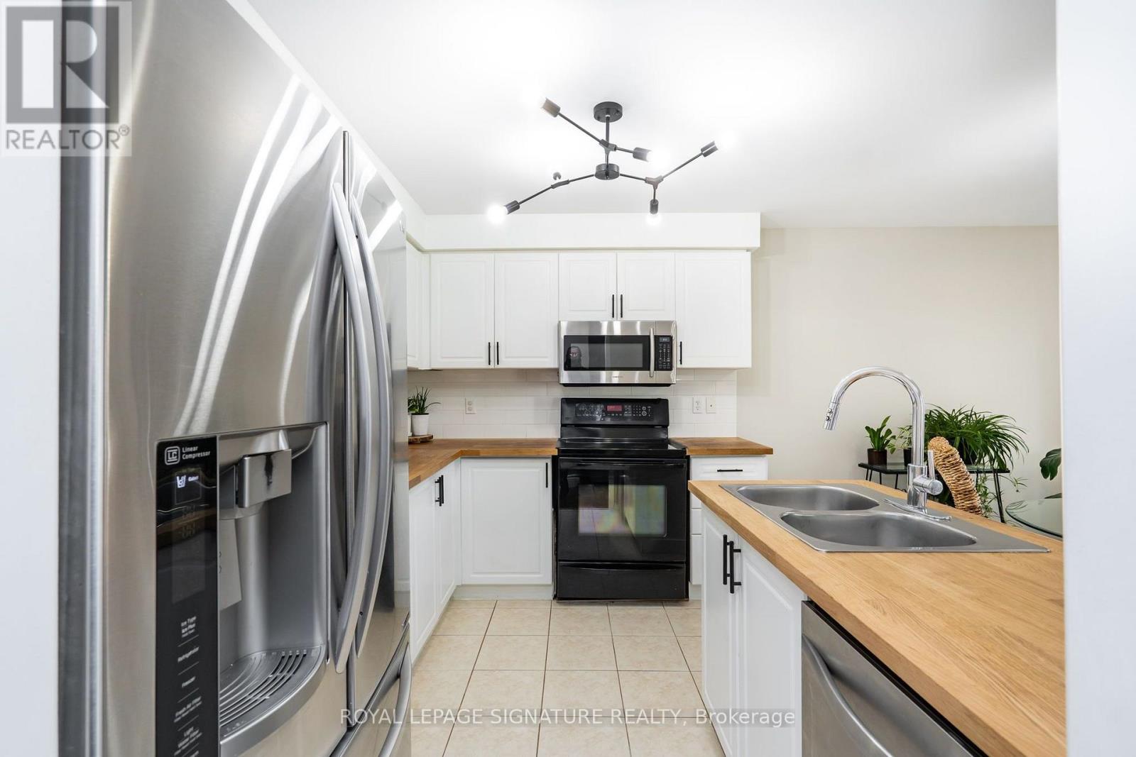 348 Edenbrook Hill Drive, Brampton, Ontario  L7A 2K9 - Photo 13 - W13561420