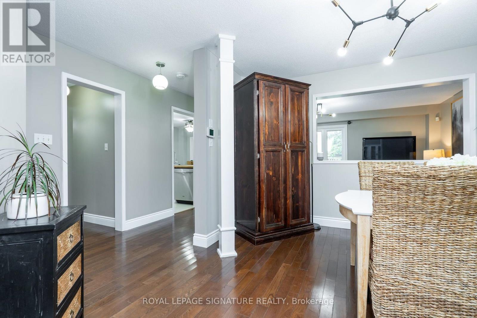 348 Edenbrook Hill Drive, Brampton, Ontario  L7A 2K9 - Photo 4 - W13561420